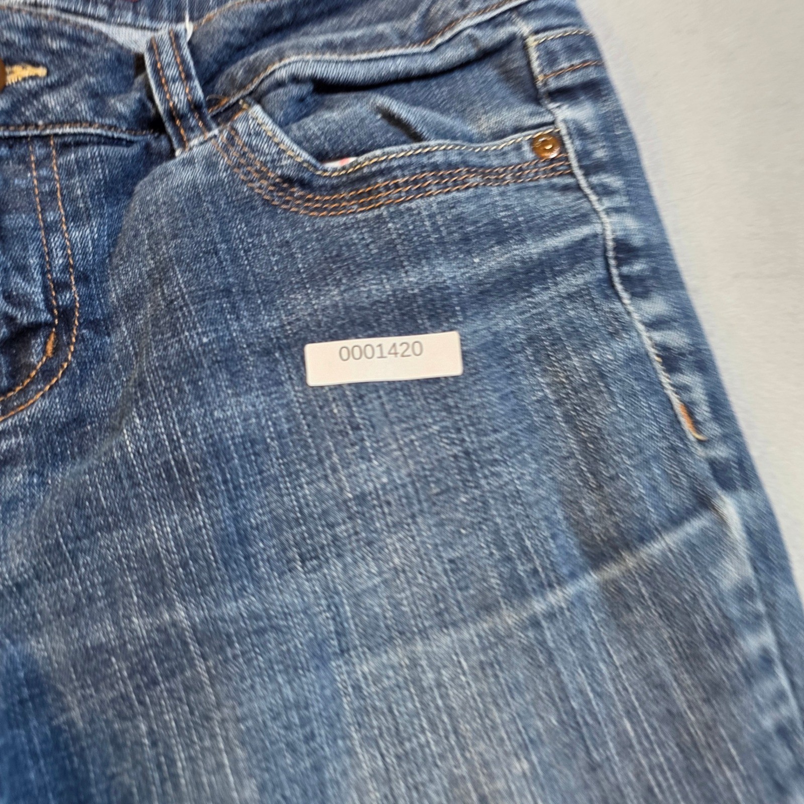 GLO Flare Jeans Womens 11 Medium Wash Blue Denim Mid Rise Retro Style 0001420
