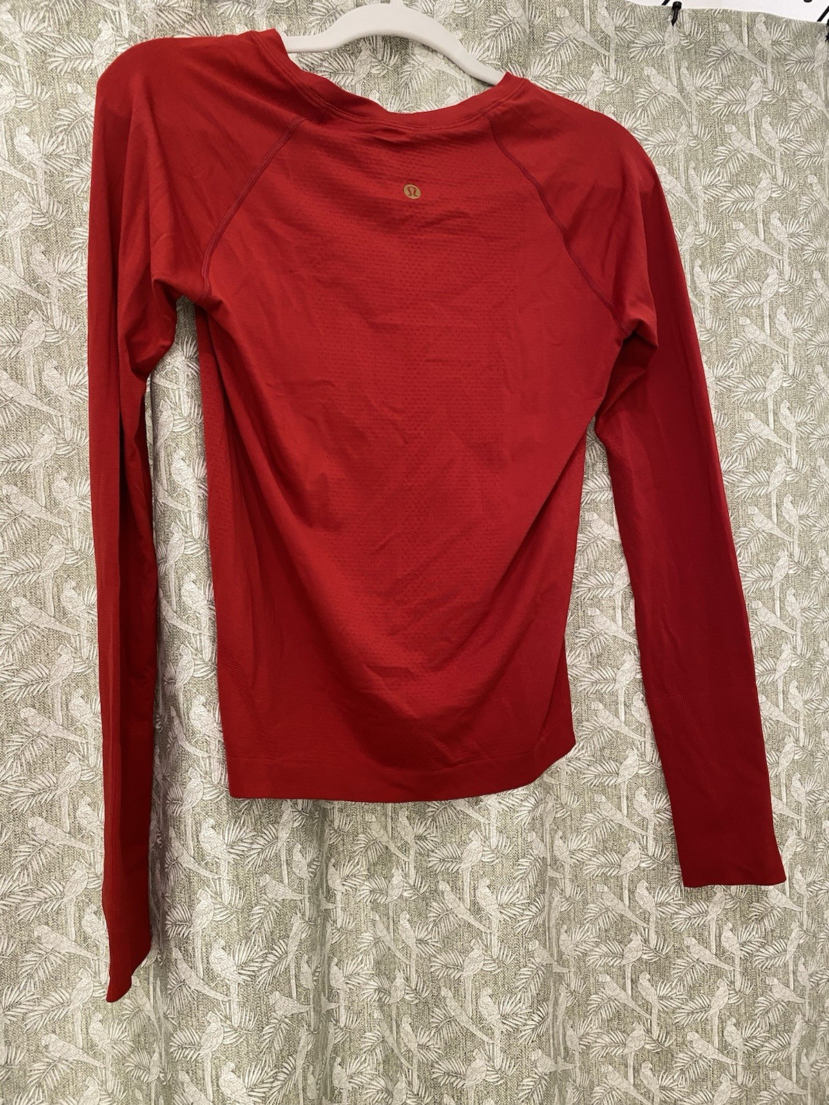 Lululemon Swiftly Tech Long Sleeve 2.0 Size 8 Dark Red Running Athletic Top