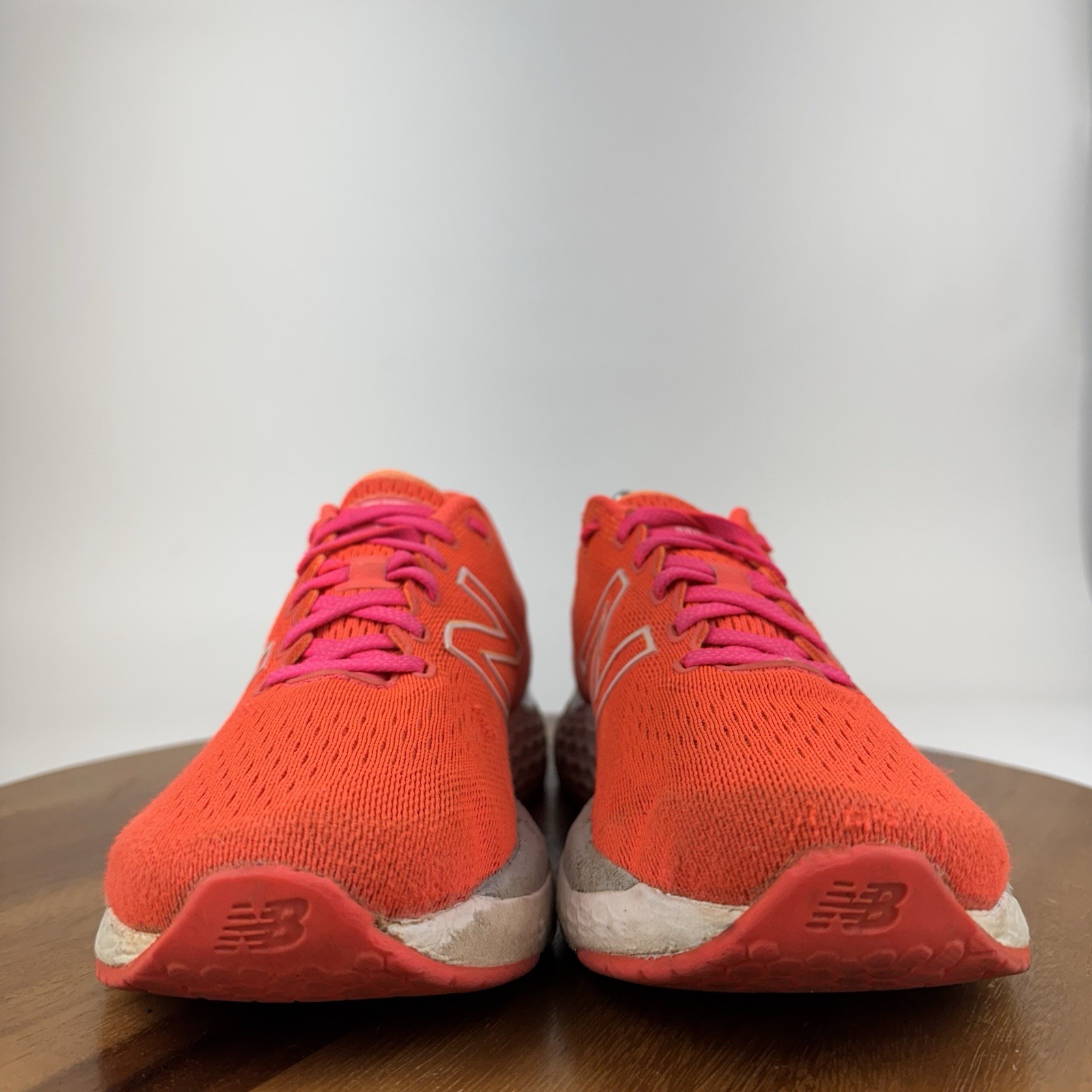 Womens New Balance Fresh Foam X 880v11 Vivid Coral Running Sneakers Size 10.5 B
