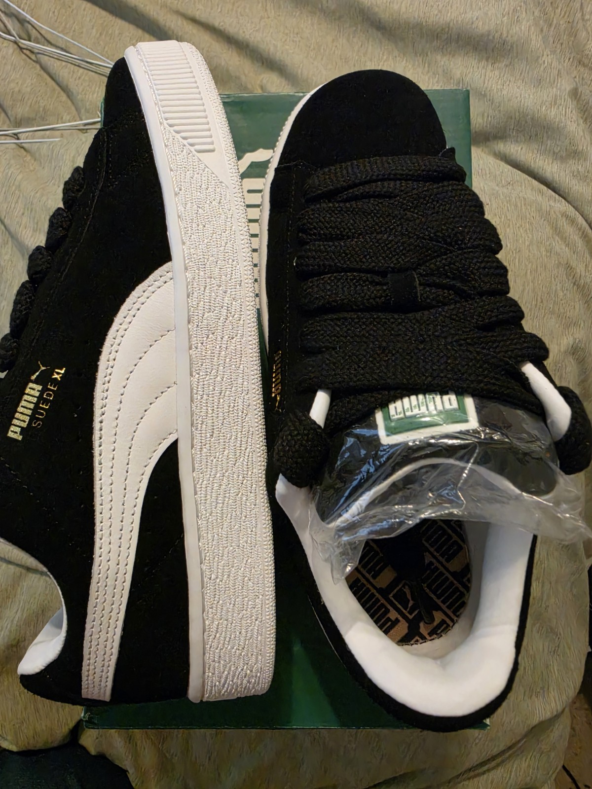PUMA Suede XL Low Top Lace Up Sneakers Suede Black/White 395205-02