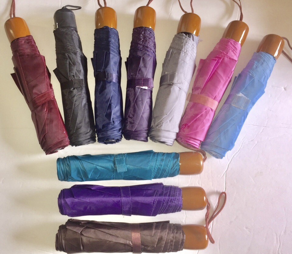 60 Mini Compact Umbrellas Wholesale Lot. Assorted Solid Colors.