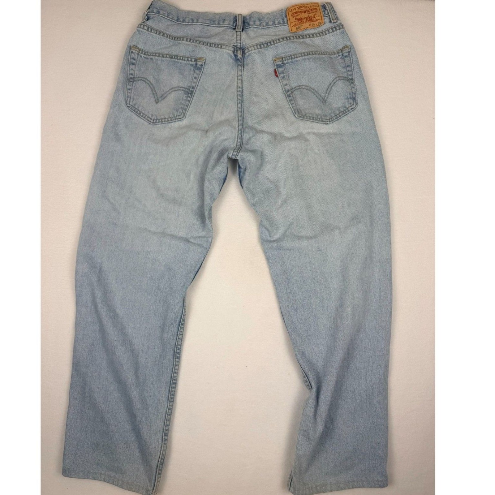Levi’s 550 Relaxed Fit Jeans Men’s 36×32 Light Wash Straight Leg 100% Cotton