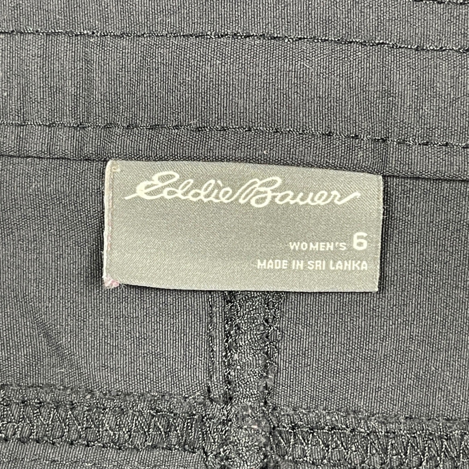Eddie Bauer Rainier Capri Pants Womens 6 Black Hiking Outdoor Travel Vacation