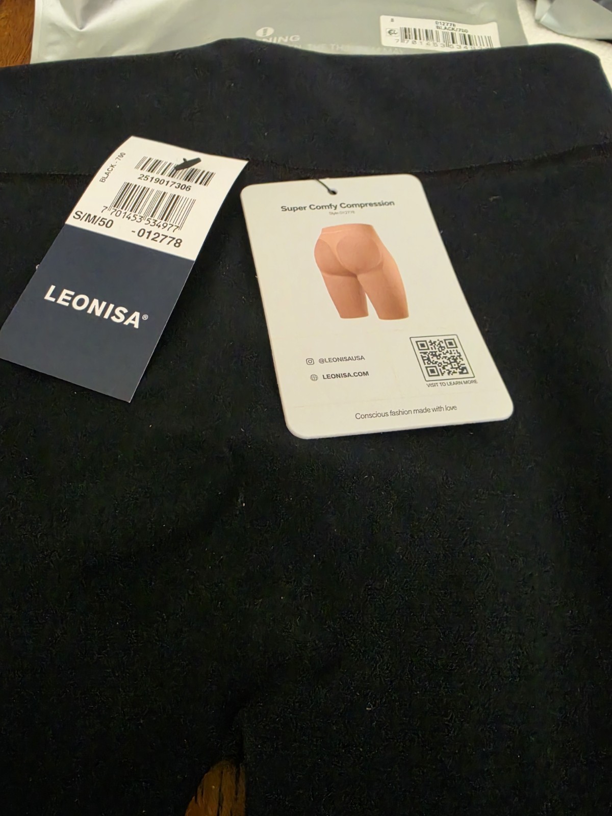 Leonisa Well Rounded Invisible Butt Lifter Shaper Short 012778 Size S Black