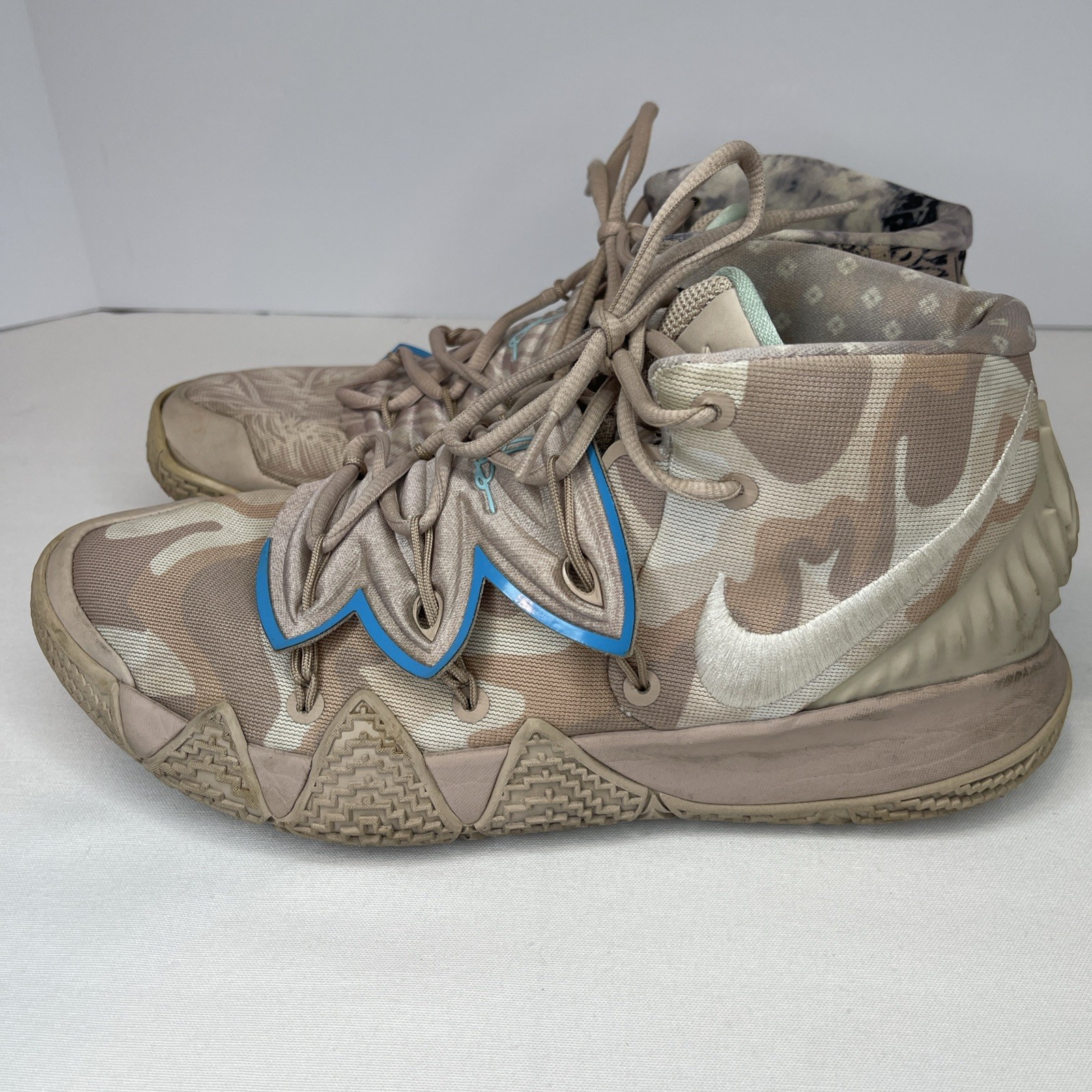 Size 10.5 – Nike Kybrid S2 Desert Camo USED/READ