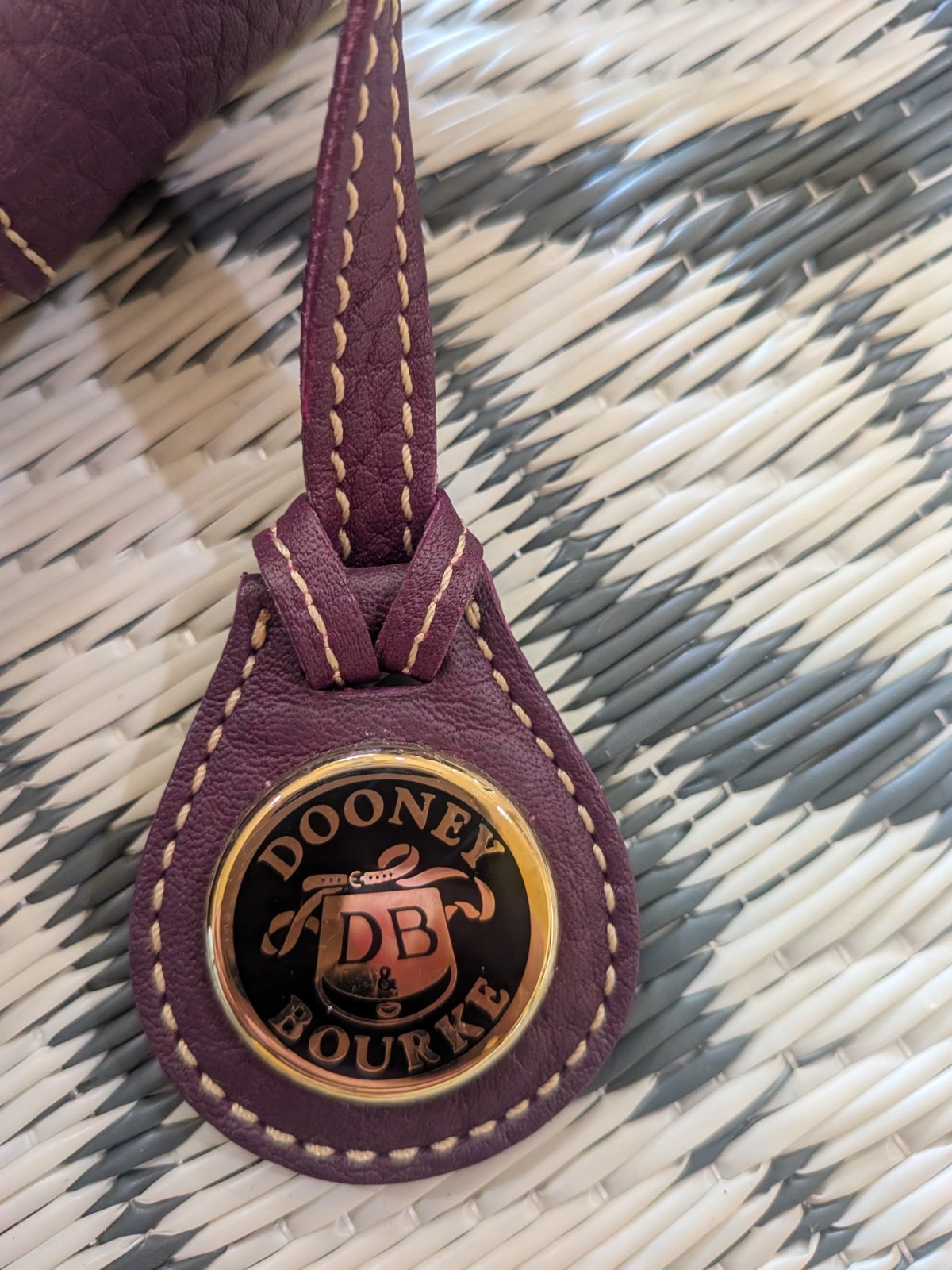 Vintage Y2K Bag | Dooney & Bourke Monogram Shoulder Bag – Hobo Style/Plum Color