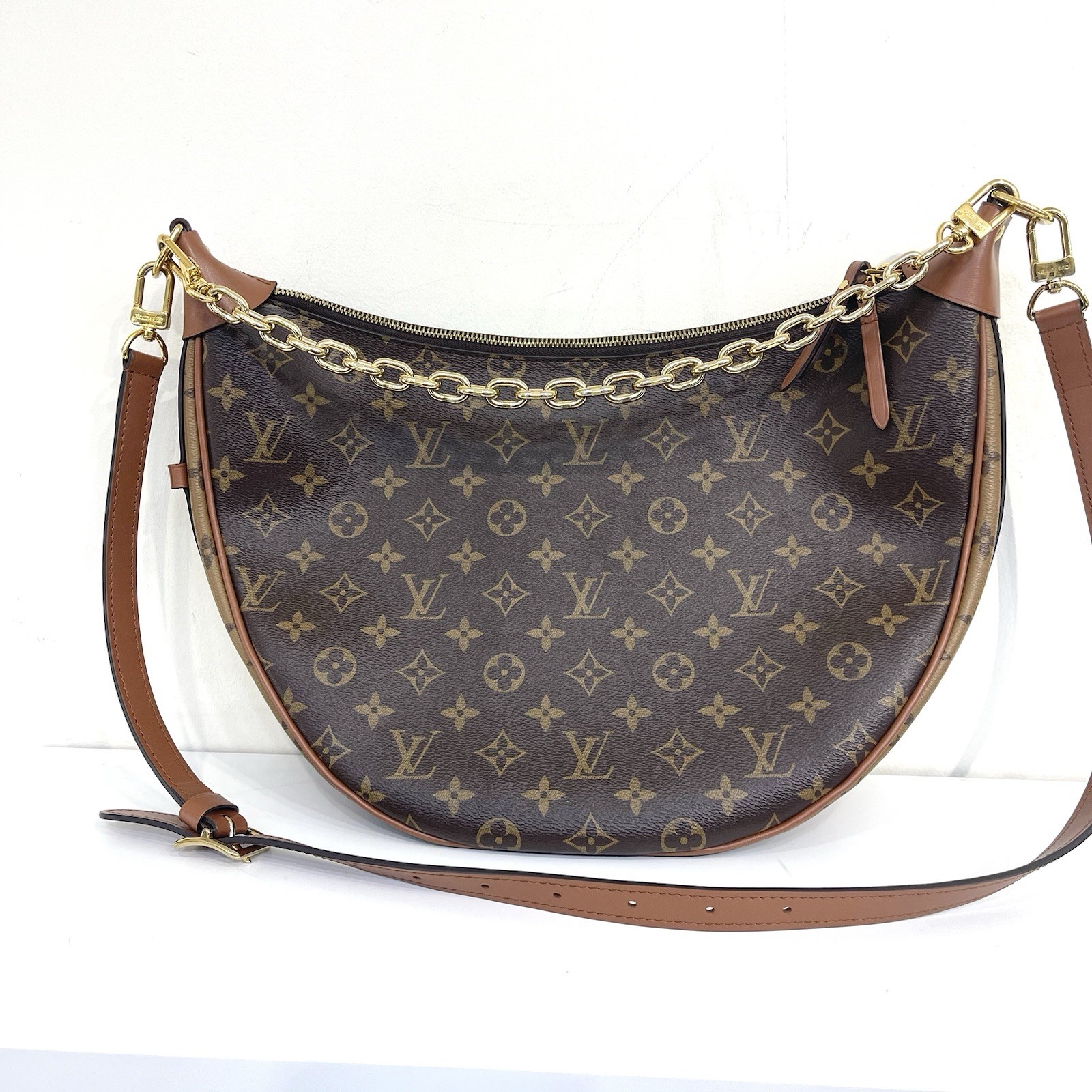 Authentic – Louis Vuitton Brown Loop Hobo Monogram Reverse Shoulder Bag w/ Pouch