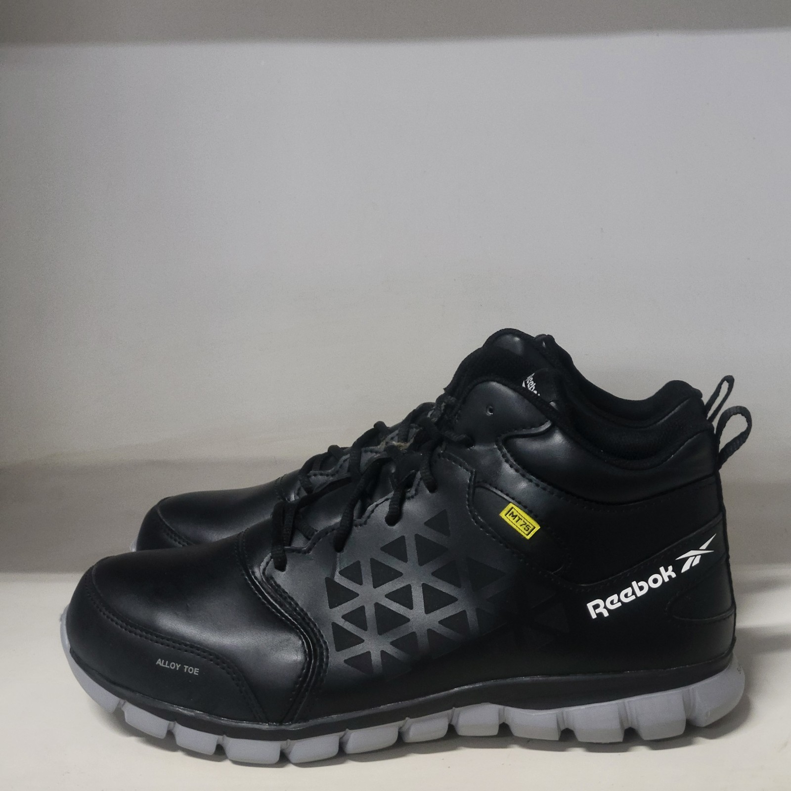 Reebok Mens Sublite Cushion Alloy Toe Boot Black (LEFT 11.5M / RIGHT 11M)