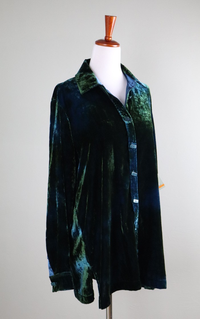 JOHN MARK NWT $119 Velvet Soft Button Up Hi Lo Blue Green Shirt Top Size Small