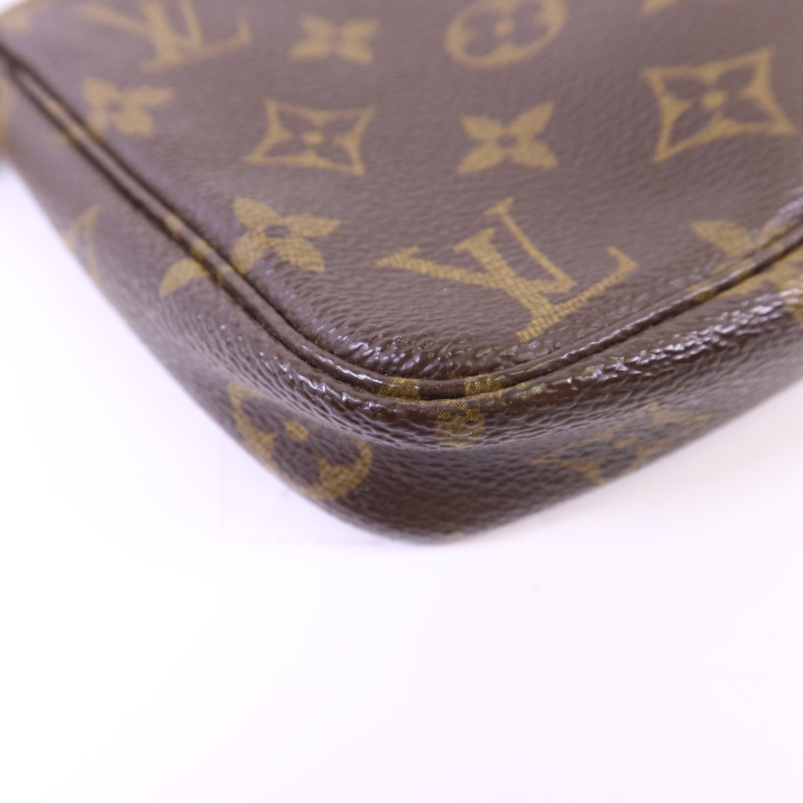 LOUIS VUITTON LV GHW Pochette Accessoires Pouch Handbag M51980 Monogram Brown