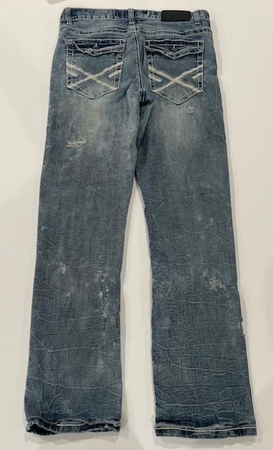 True Luck Men’s Blue Jeans Size 32×32 Medium Wash Stretch Denim Embroidered Flap