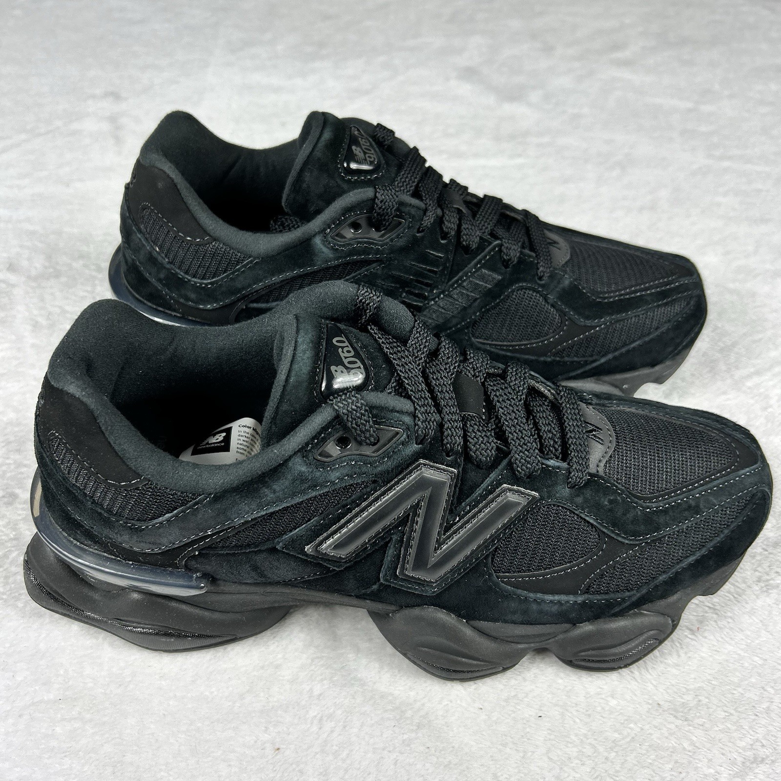 New Balance 9060 Triple Black Suede Running Shoes Men’s Size 9 Women’s 10.5 New