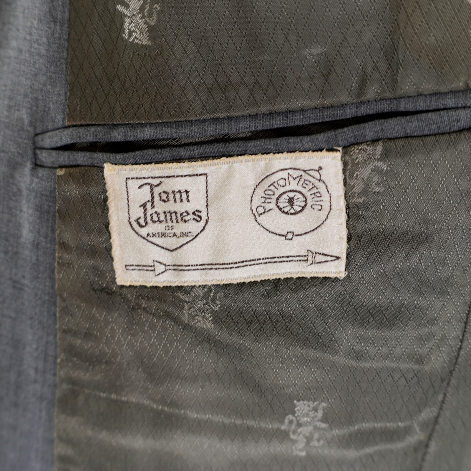 Tom James Gray W/ Hint Of Blue Wool 2 Button Blazer 38S