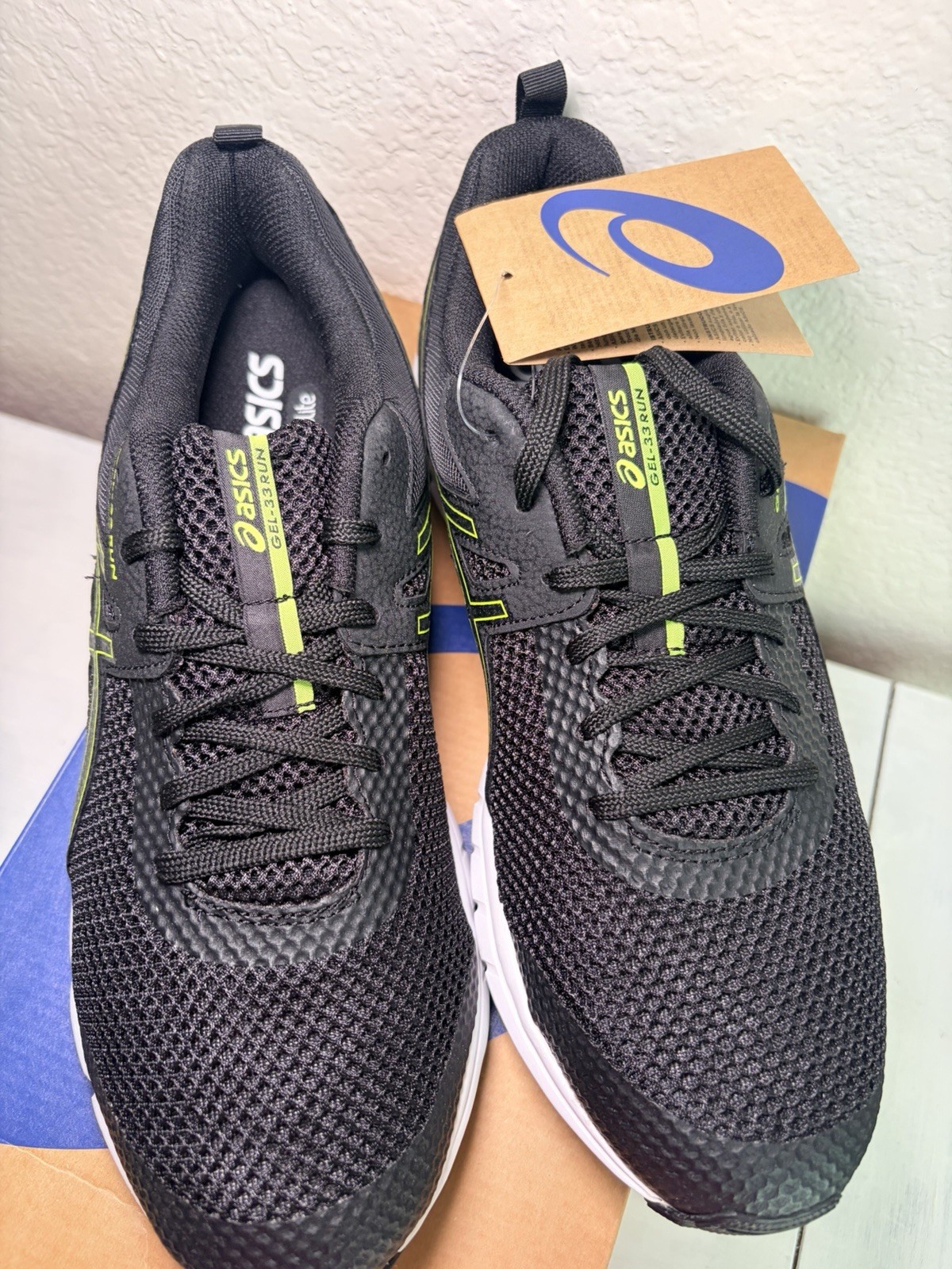 Size 9 – Asics Gel 33 Run Black New