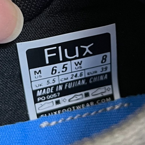 Flux Footwear Adapt Waterproof Runner Stealth Black Womens Size 8 Athletic Shoes