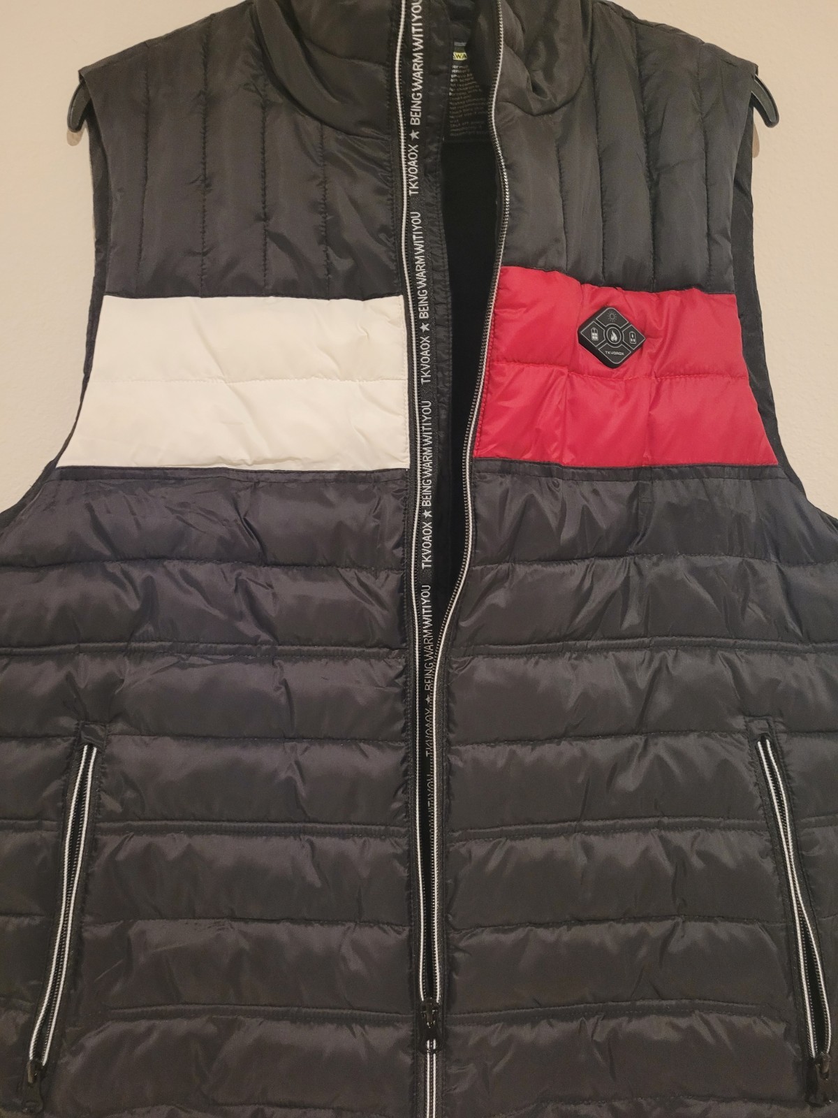 TKVOROAX Men’s Puffer Vest Black Red White Color-block Full Zip Quilted Size M