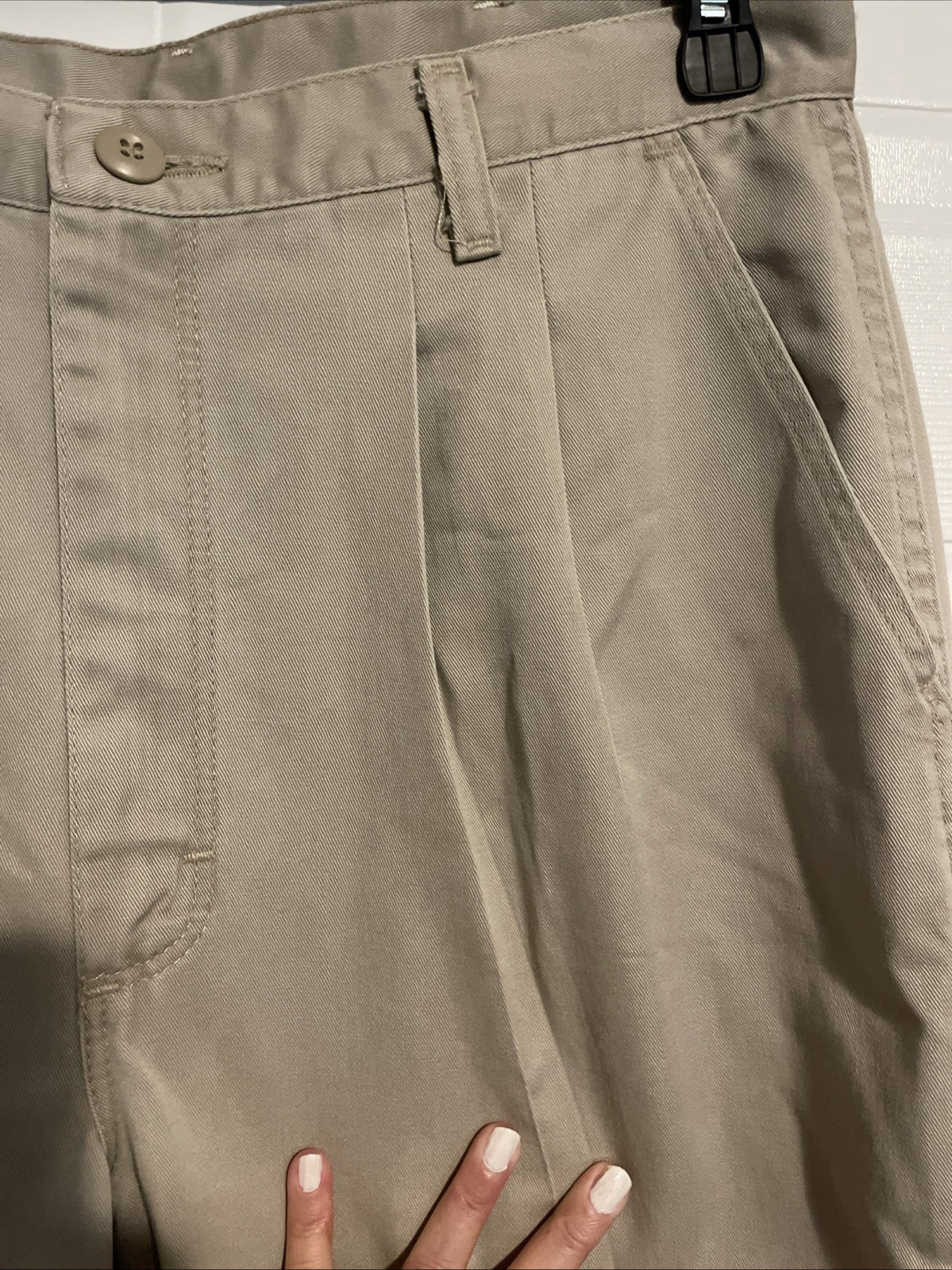 Vintage ACTUAL 90s Wrangler Khaki Pants Mens Size 34×36 Pleated Chinos Twill USA