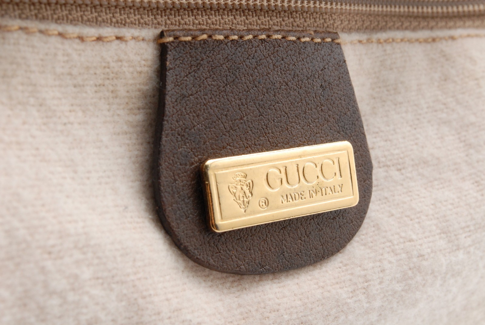 Gucci GG Supreme Drawstring Bucket Shoulder Bag PVC Leather Brown Vintage