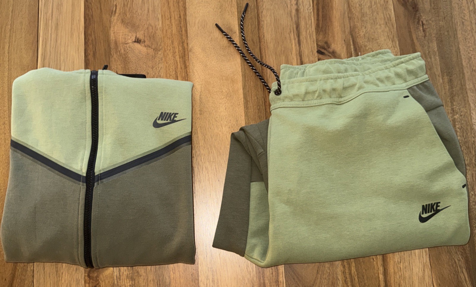 Authentic Nike Tech Fleece Full Zip Set Olive Green Men’s XXL Worn Once