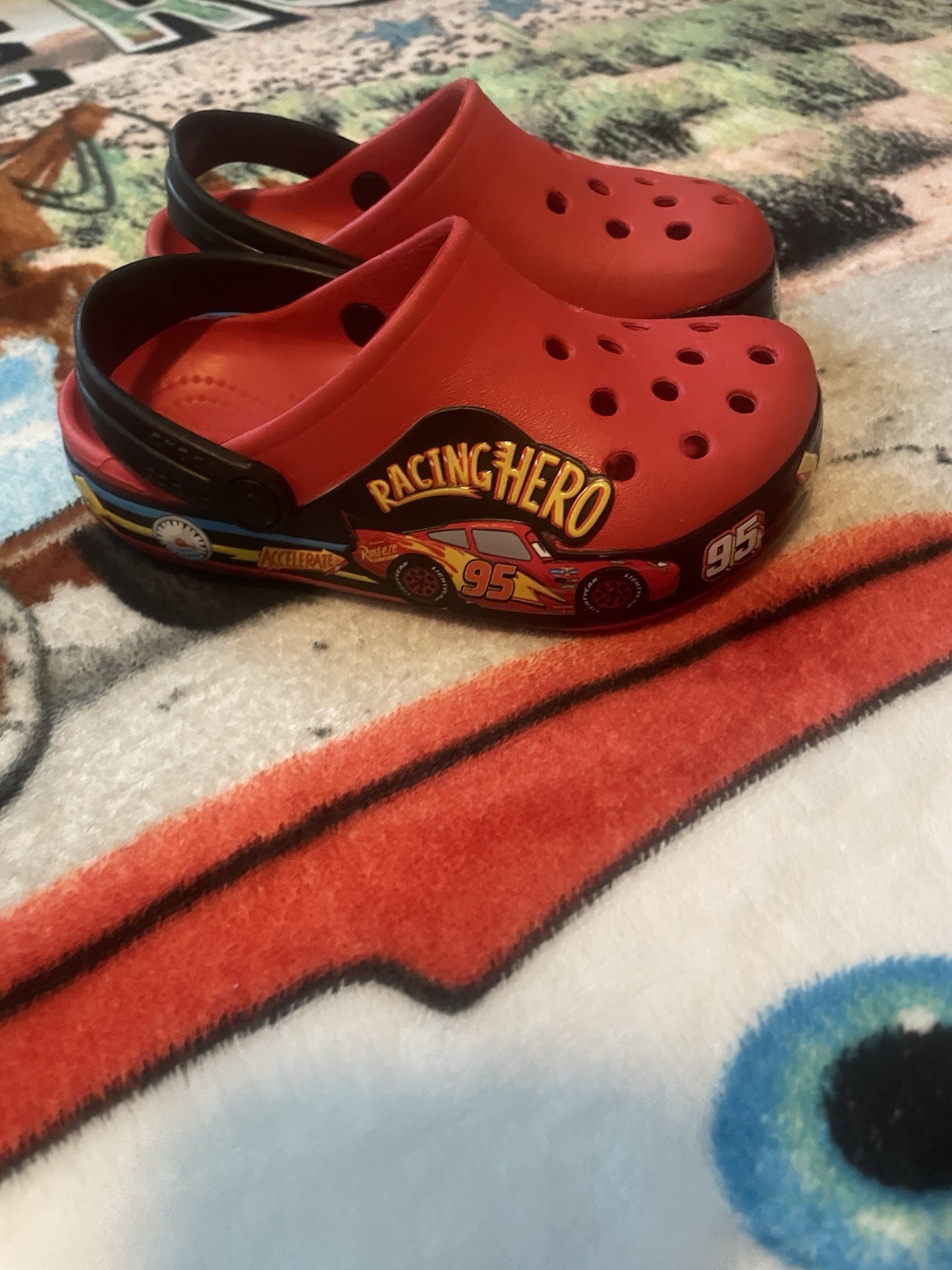 crocs kids c9 Cars