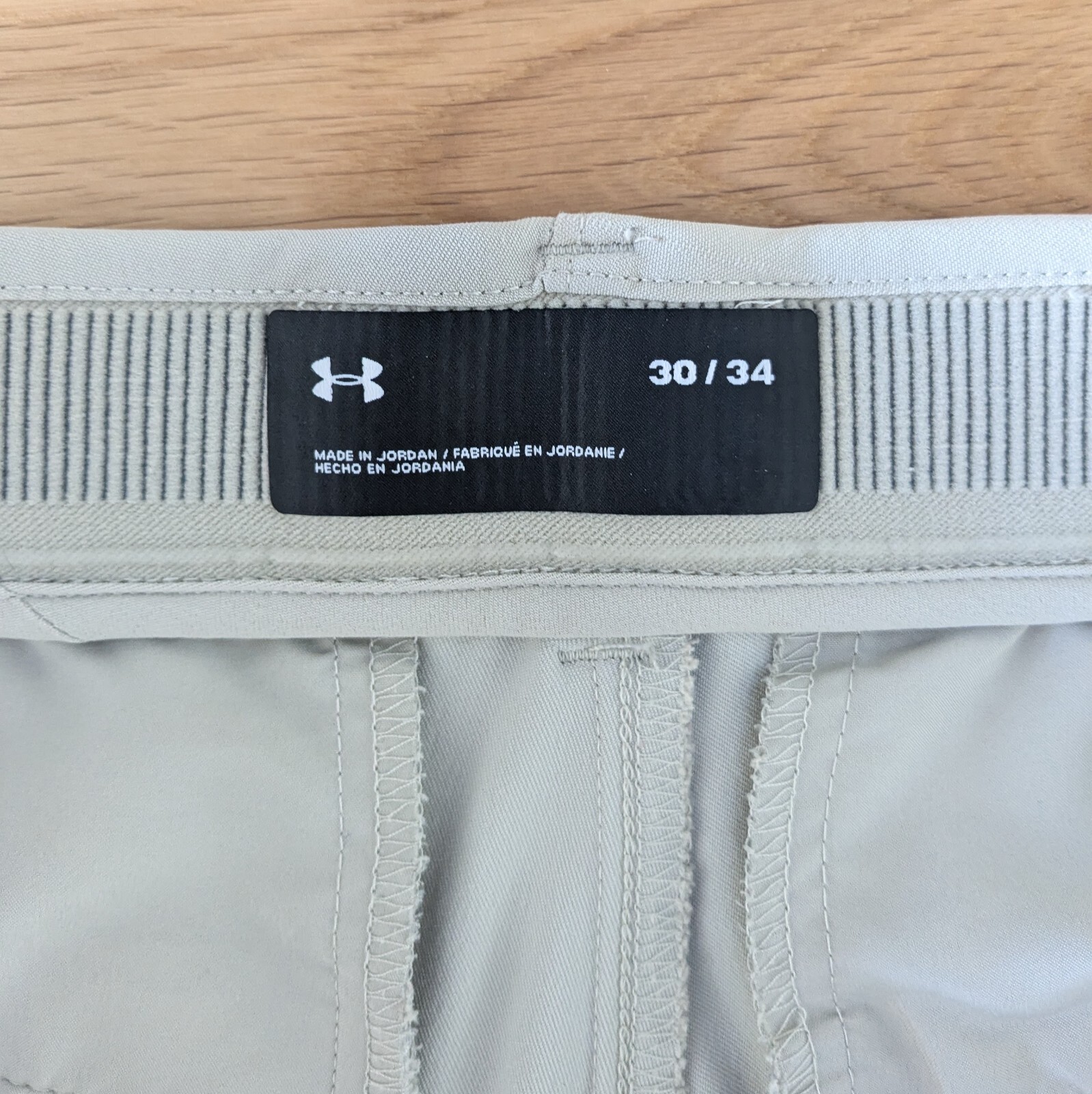 Under Armour Men’s UA Iso-Chill Tapered Pants 30×34 Halo Grey Beige Golf Pants