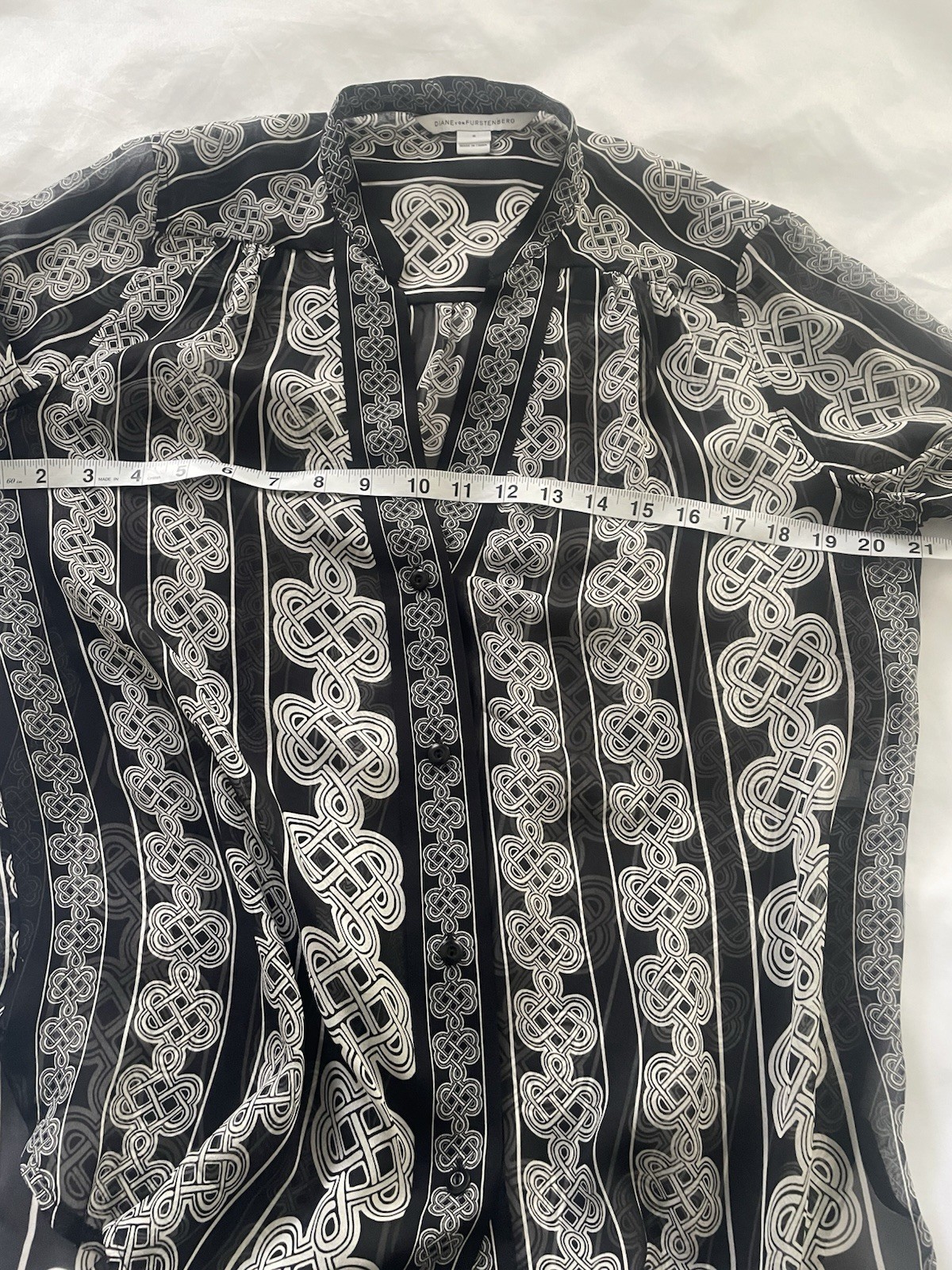Diane Von Furstenburg Sz 8 Silk Harlow Blouse Black White Knot Pattern Classy,