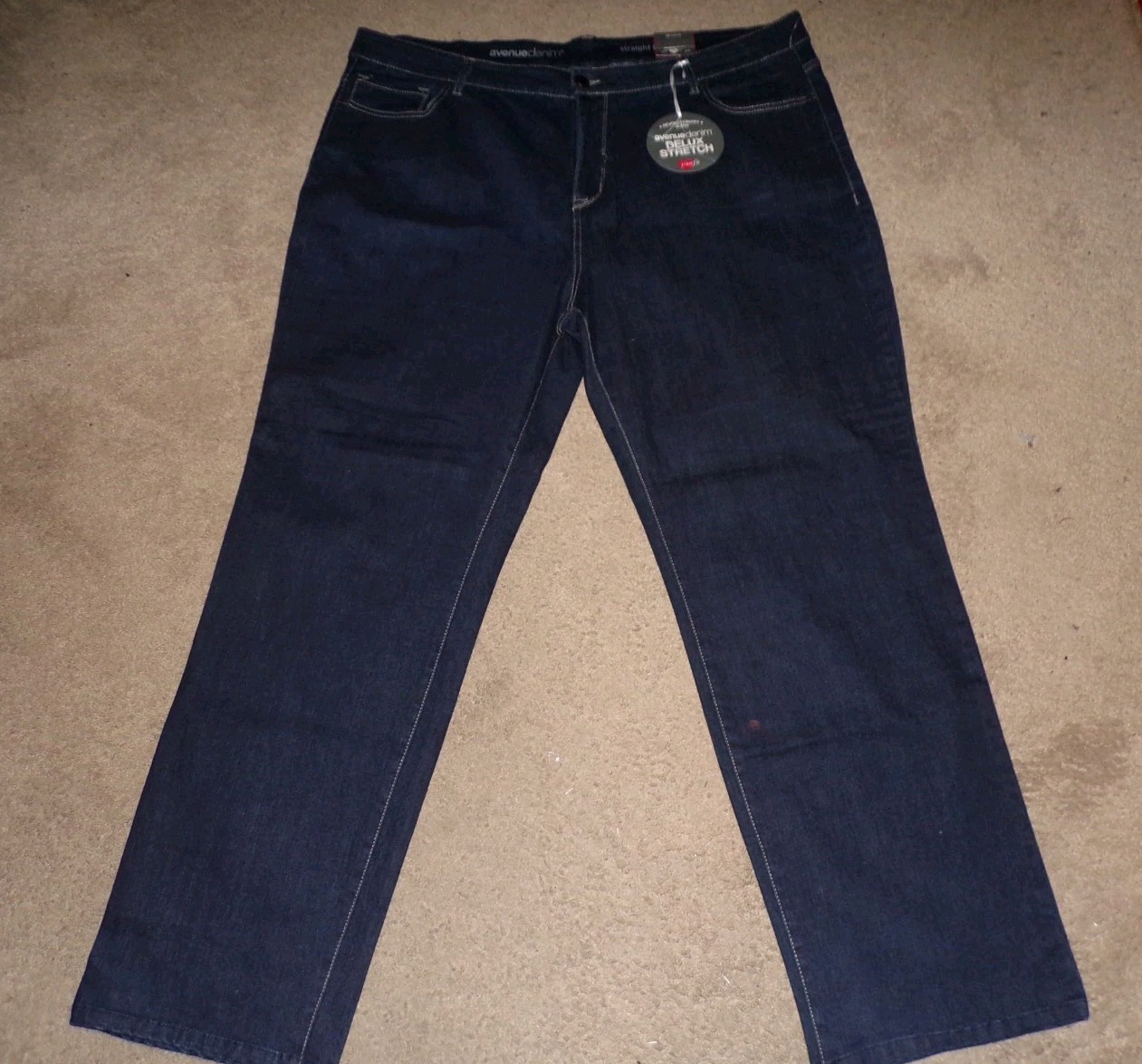 NEW AVENUE DENIM STRAIGHT LEG DELUX STRETCH WOMEN’S JEANS SIZE 24 AVERAGE NWT
