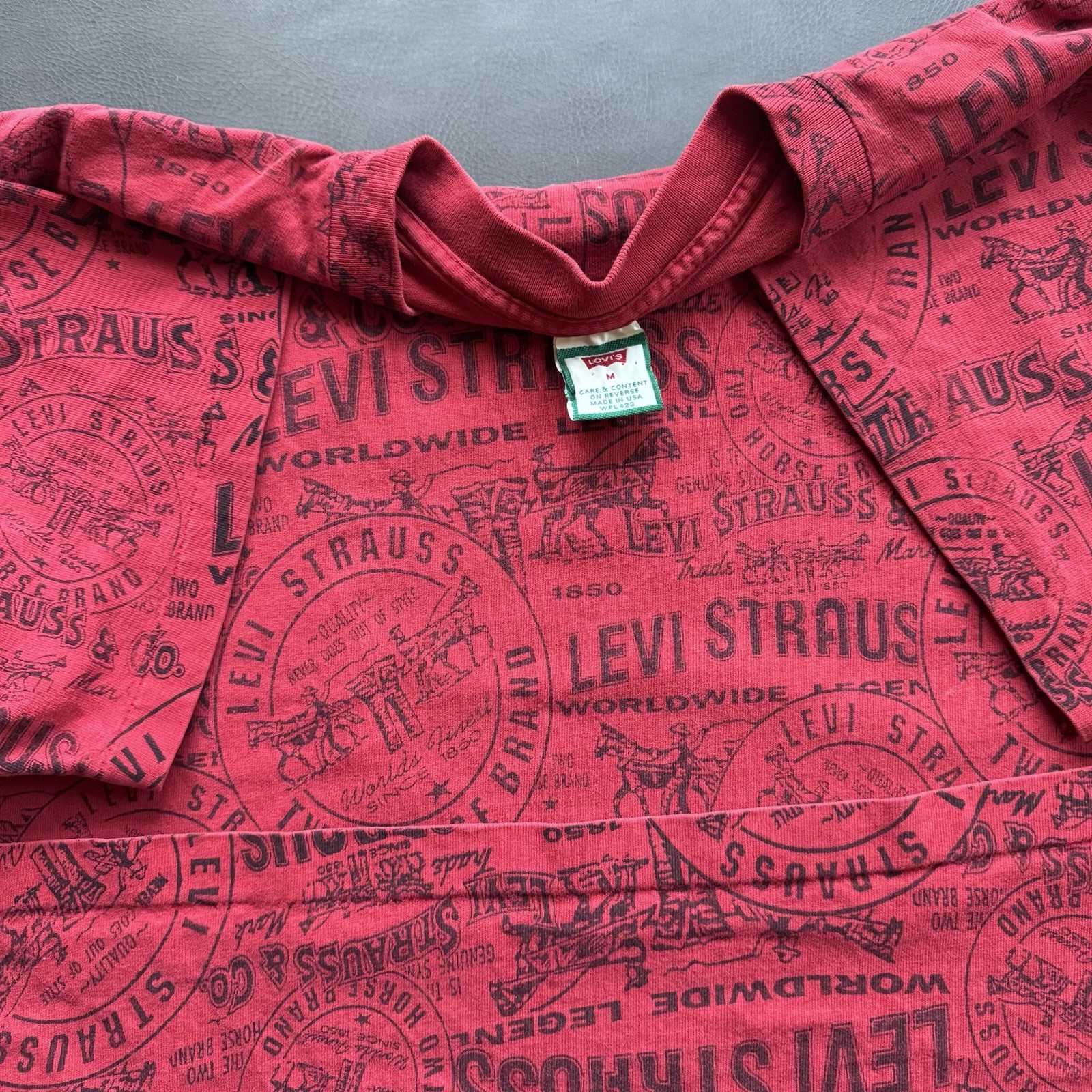 vintage 90s levi’s strauss silvertab aop graphic shirt size M
