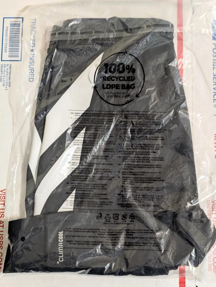 adidas Archive Running Shorts Half Tights Men’s SMALL & MEDIUM – NEW WITH TAGS!