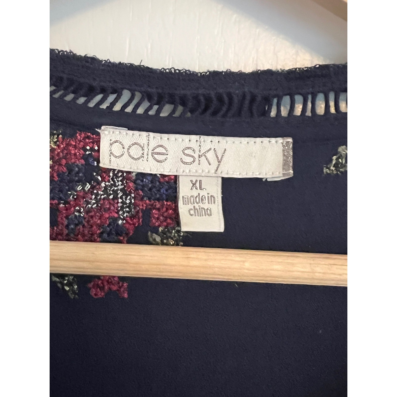 Pale Sky Navy Blue Floral Cross-Stitch Embroidered Crochet Lace Blouse XL