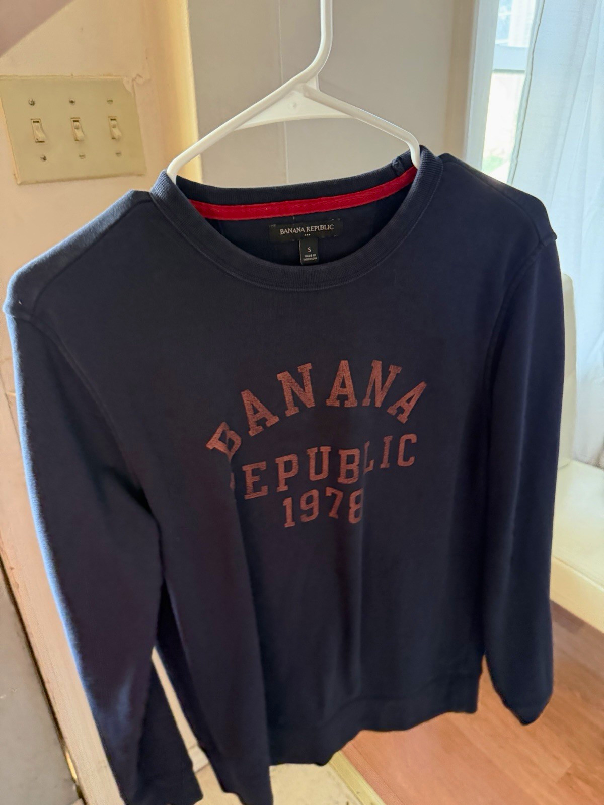 Banana Republic Men’s Blue Crewneck Pullover Sweatshirt S Cotton Knit Logo