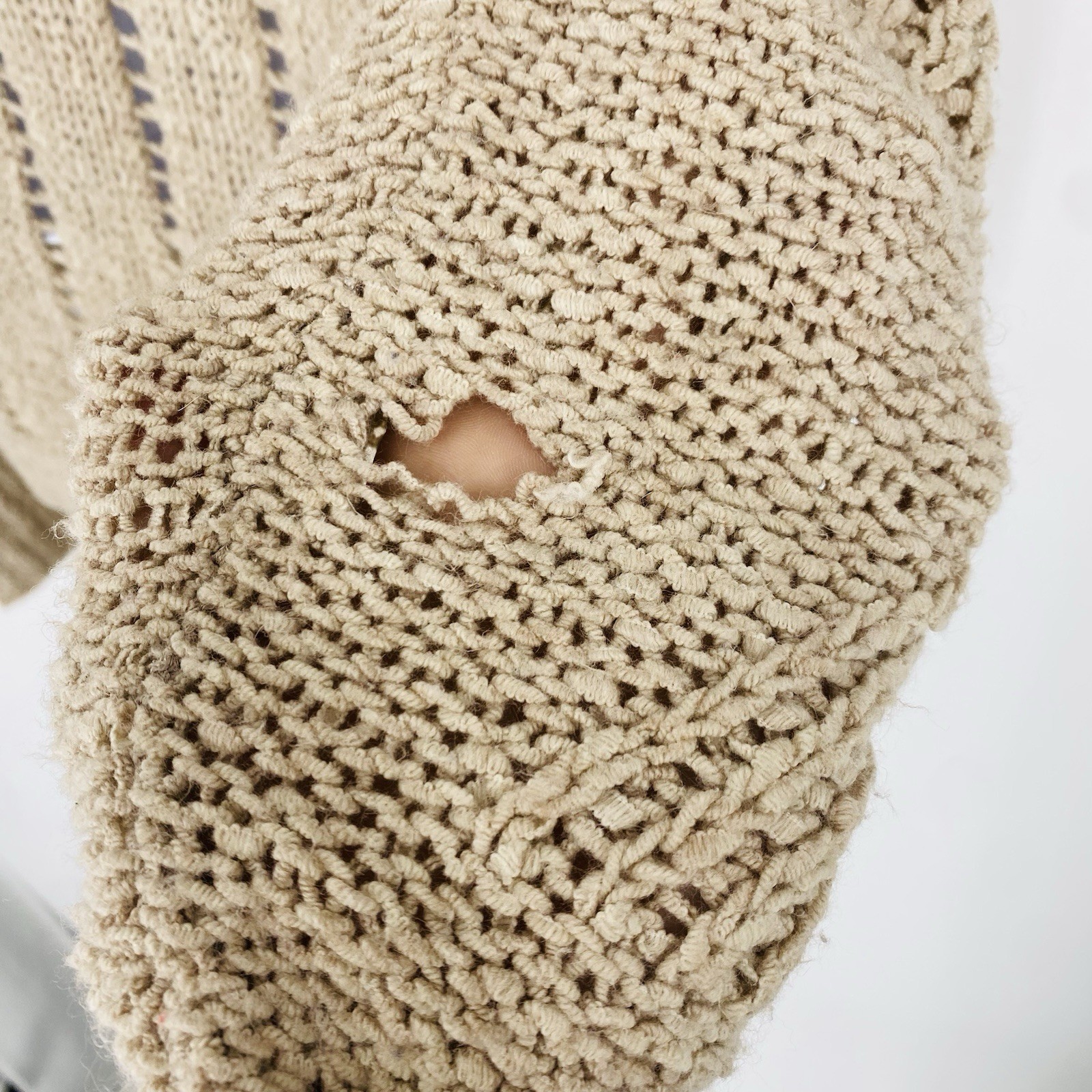 Moth Anthropologie Cream Open Knit Pull Over Sweater Small Slanted Openwork
