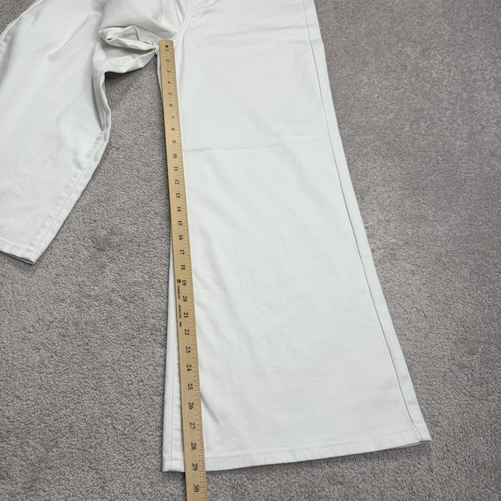 Judy Blue Jeans 5/27 Short White Palazzo Fit Wide Leg Drawstring Stretch NWT