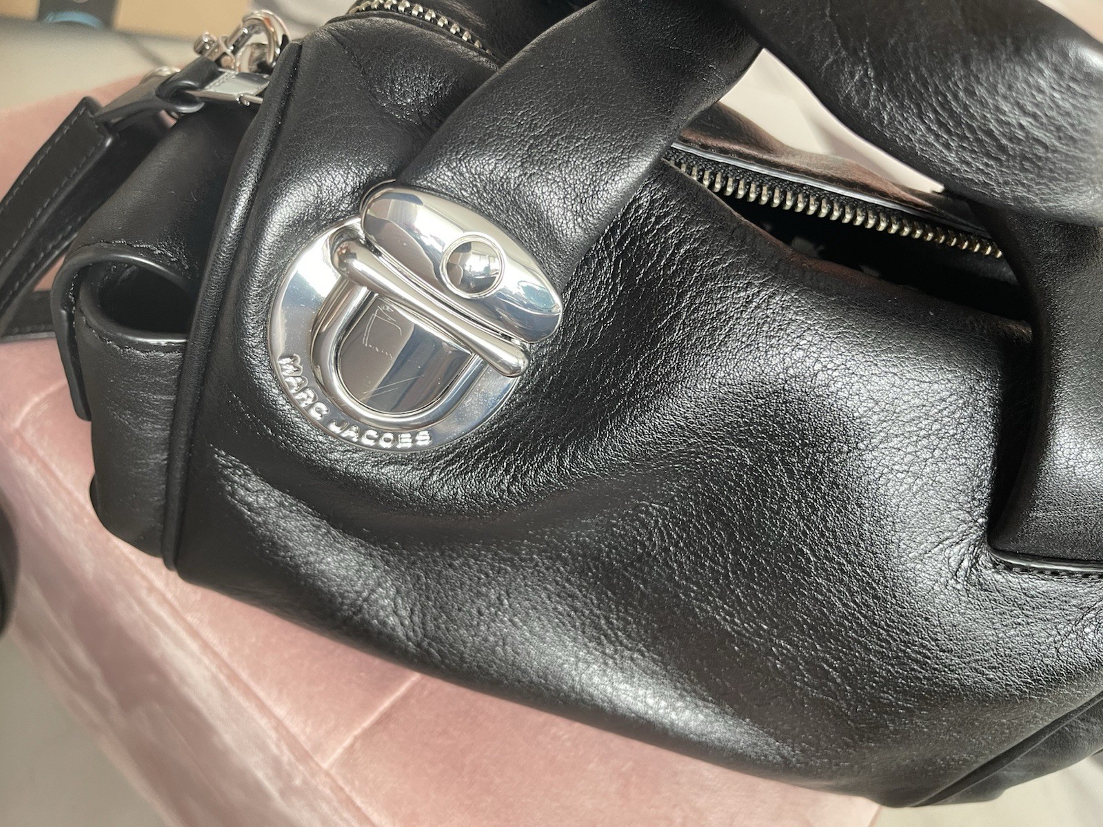 NWT MARC JACOBS Mini Pushlock Black Leather Satchel /Shoulder/Crossbody Bag $550