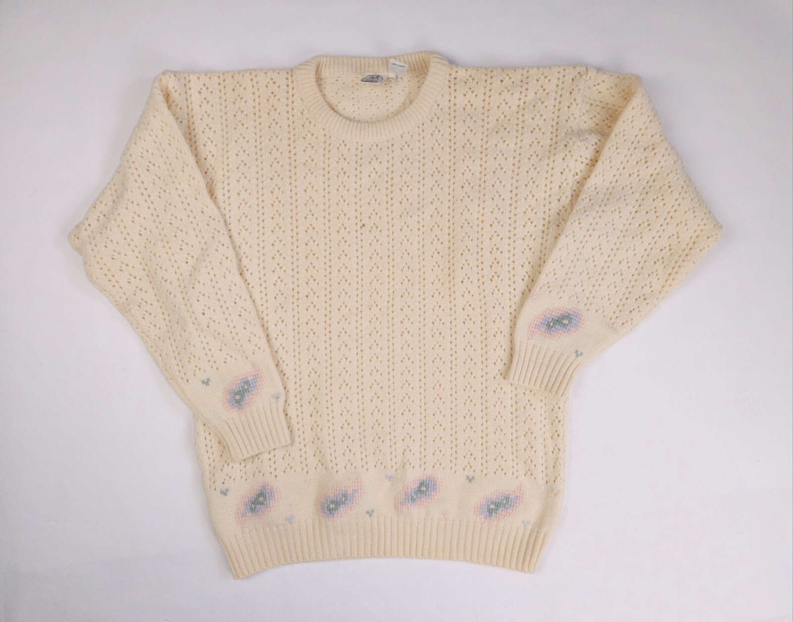 J.G. Hook Vintage Wool Cream Pointelle Needlepoint Embroidered Sweater Medium