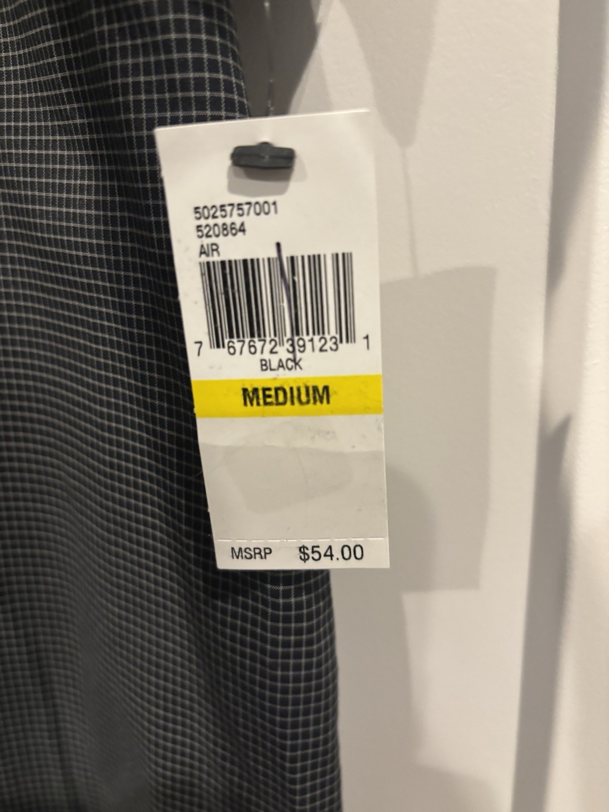 NWT Men’s Medium Van Heussen Button Down Short-sleeve Shirt Moisture Wicking