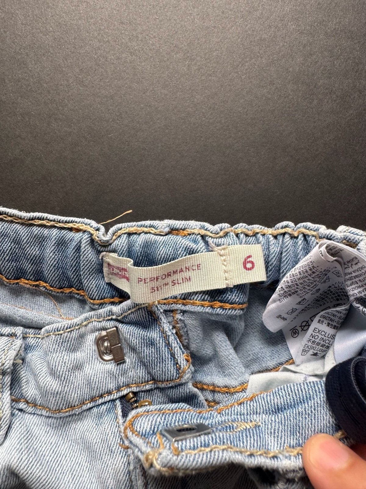 KIDS Levi’s 511 Slim Fit Performance Distressed Jeans Size 6 (A170)