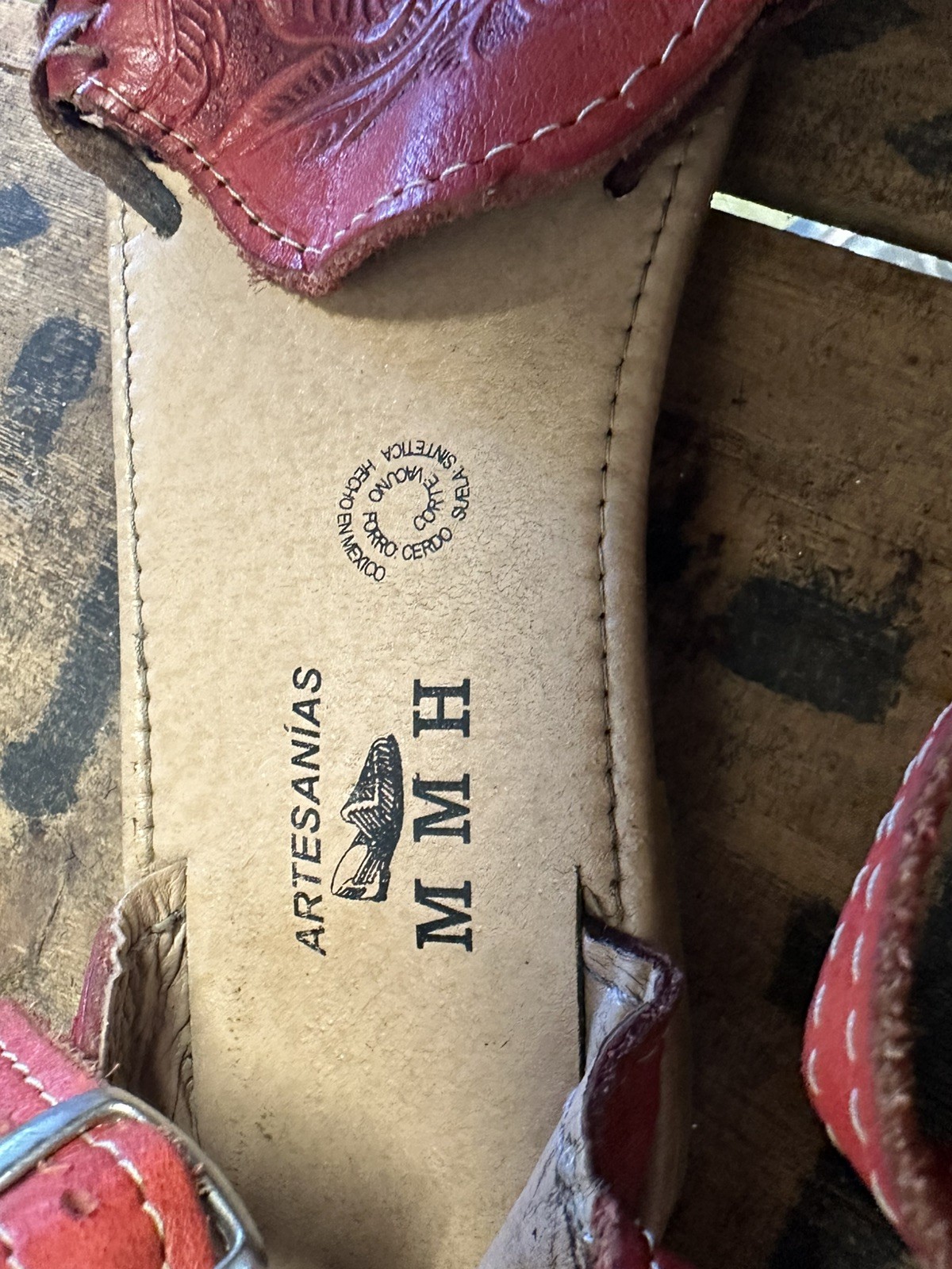 BEAUTIFUL MEXICAN style sandals size 10.5/11 Red Rose pattern. Please see pics.