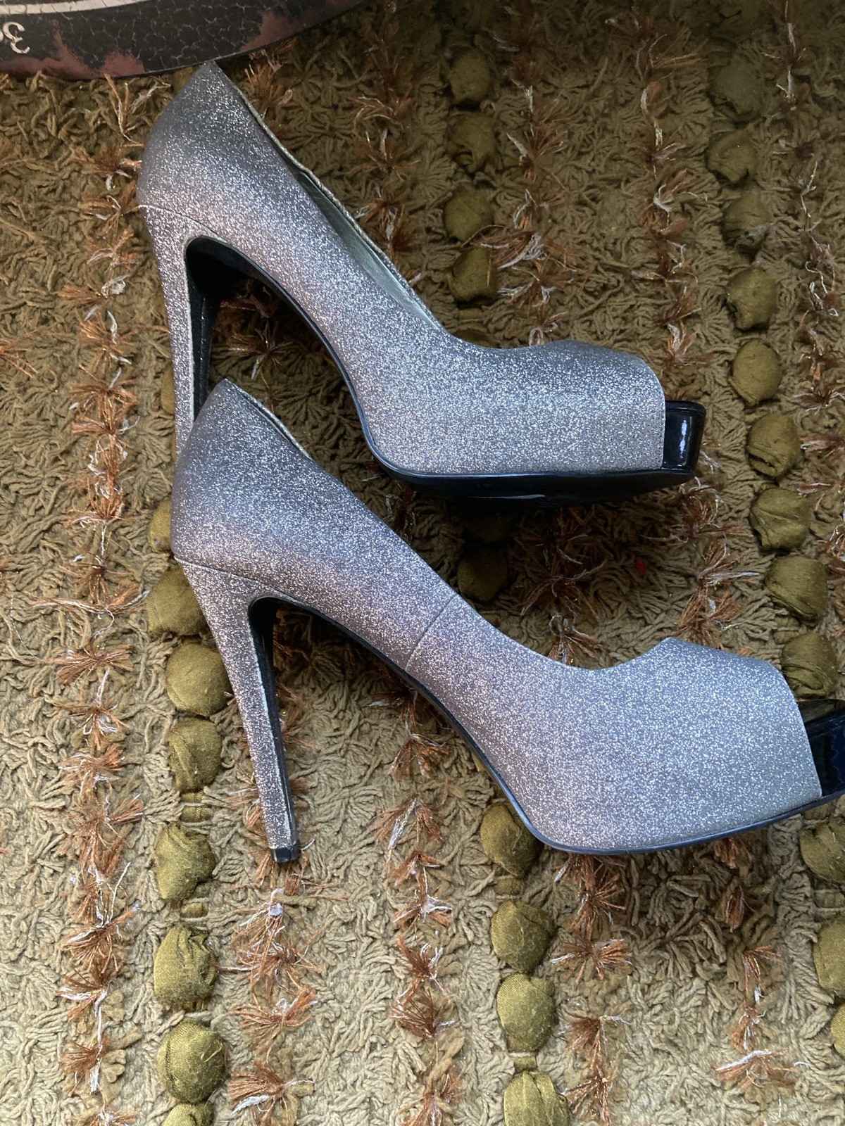 a.n.a. Size 8.5 Silver Sparkle Peep Toe Heels