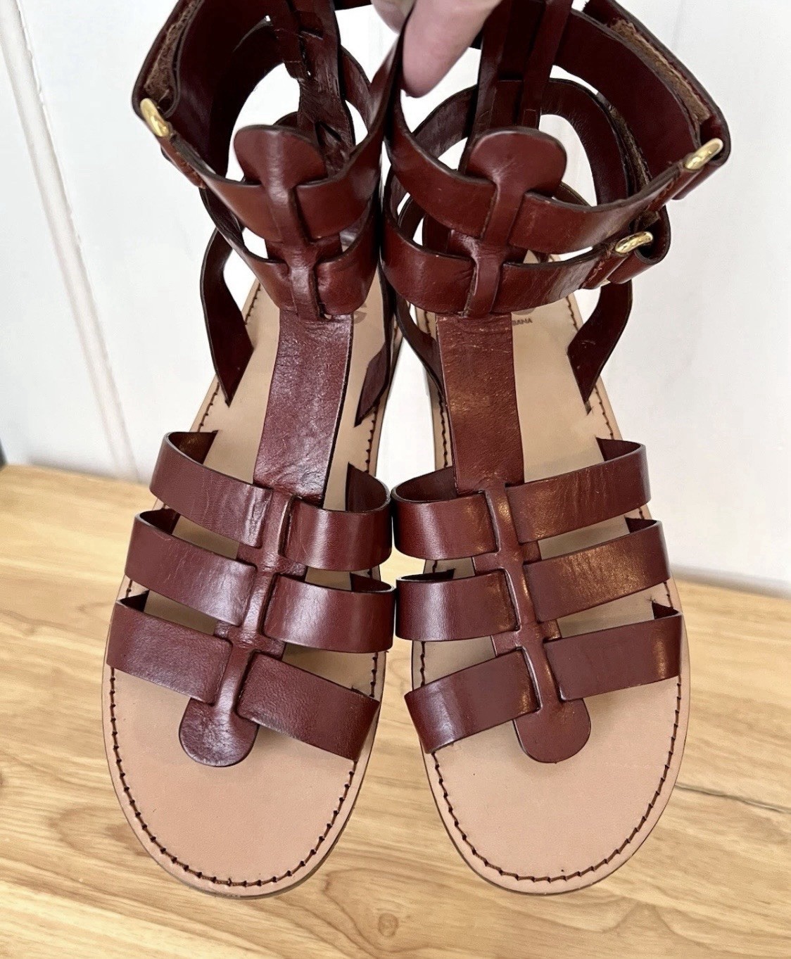 Dolce & Gabbana D&G Brown Leather Gladiator Sandals Flats Straps 39 9