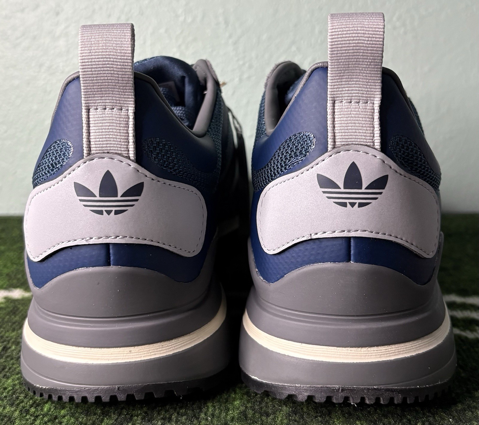 US Men’s 11.5 – Adidas ZX 700 HD Trainers “Crew Navy” H01850
