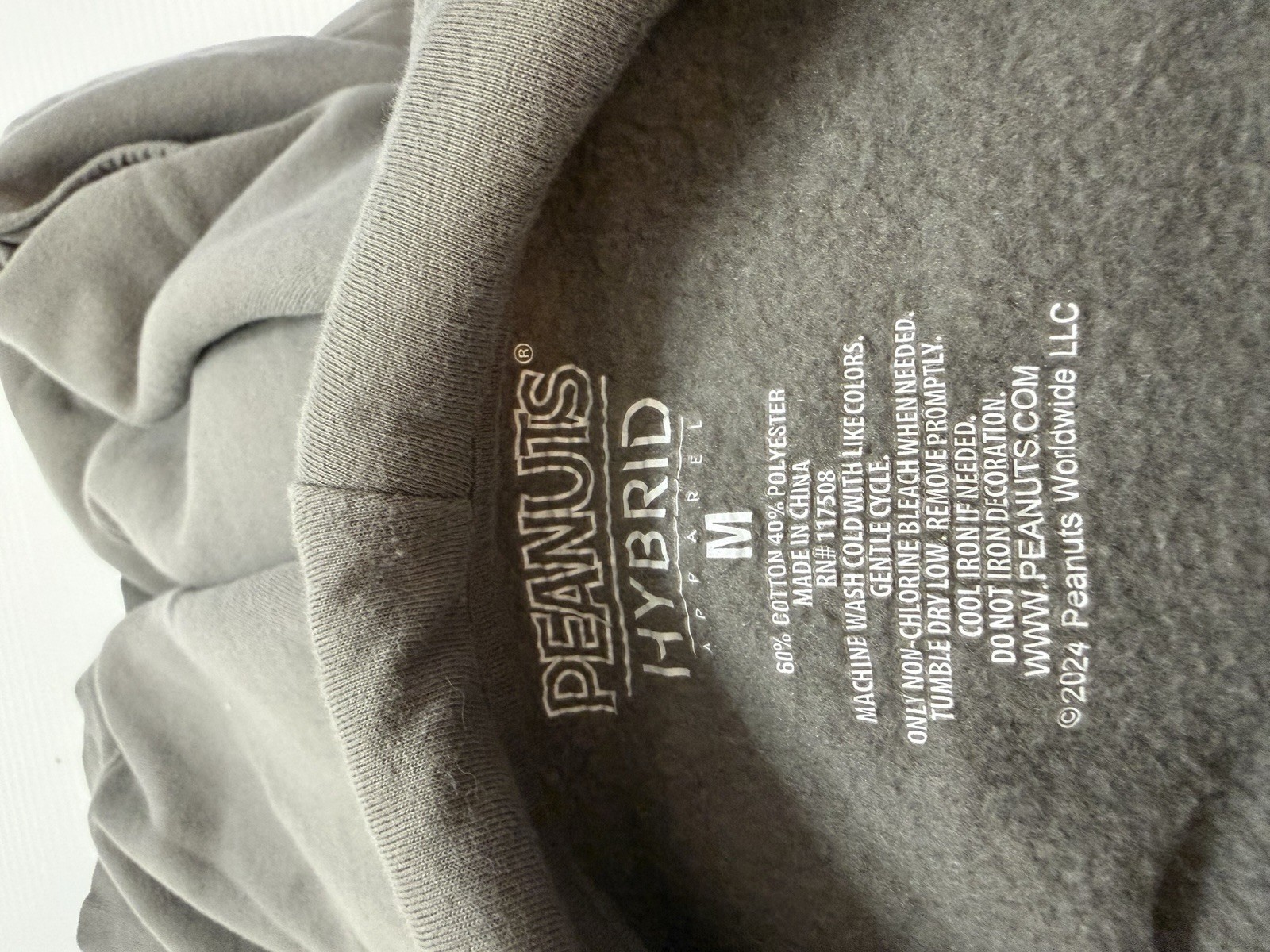 Peanut Hoodie Size M Stay Cool