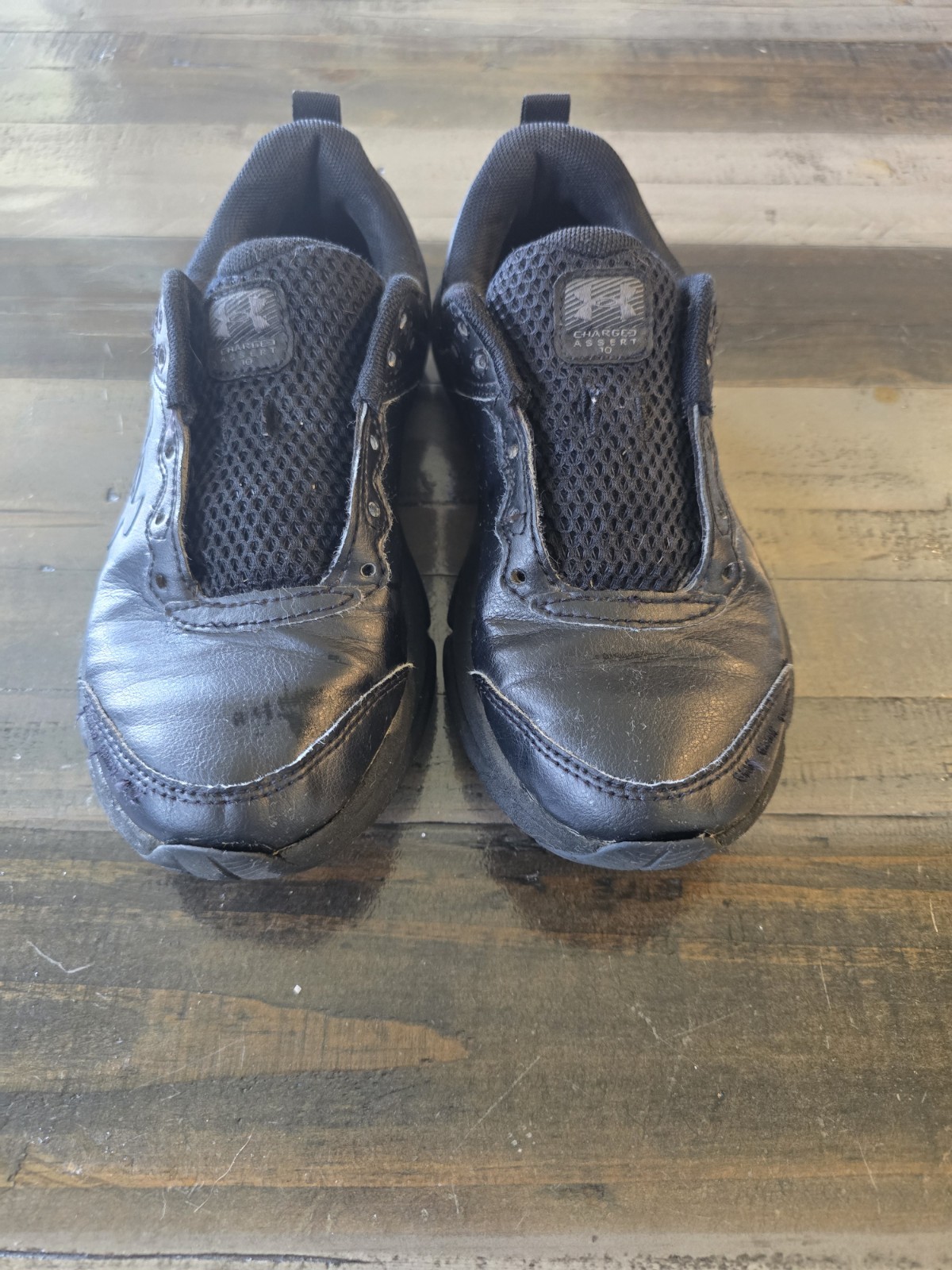 Boys Sz 3.5 Under Armour Black Athletic Sneaker Shoe