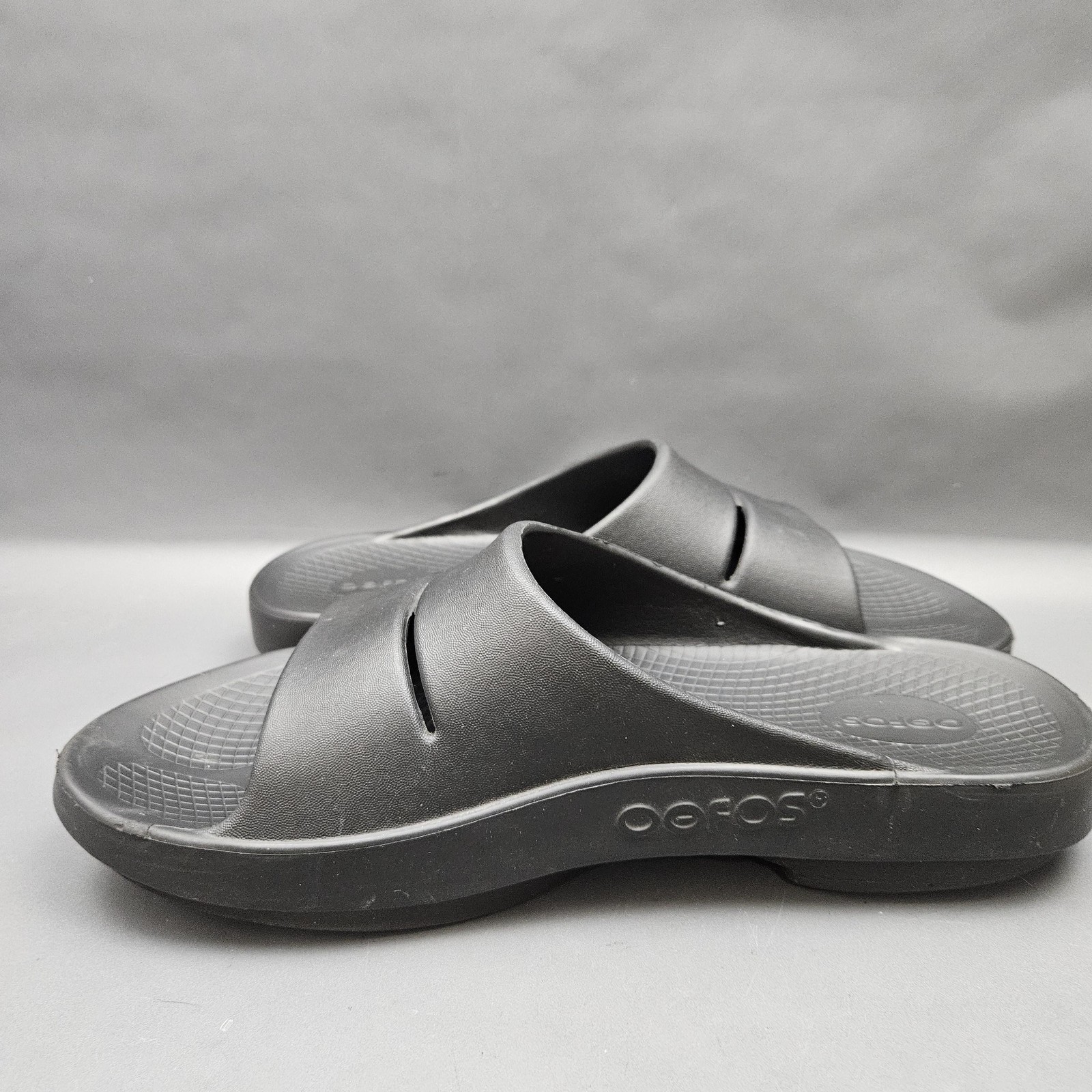 OOFOS Ooahh Sport Slide Sandals Mens Size 11 Black Recovery Comfort Shoes