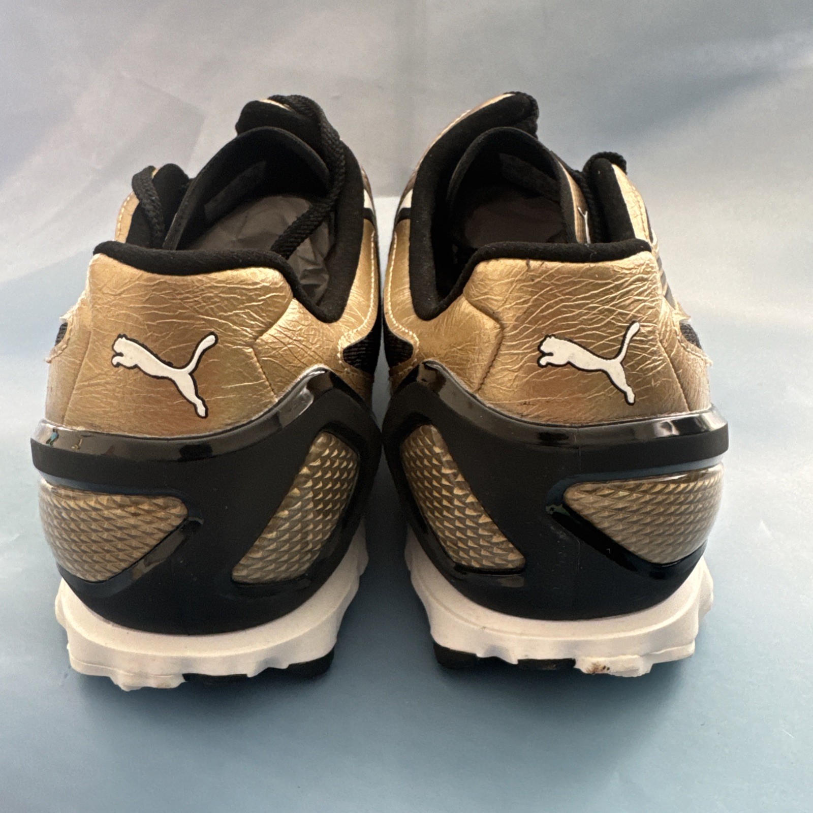 PUMA V S1 Abrasion Resistant Low Top Black Gold – 402953-04 Mens size 8.5