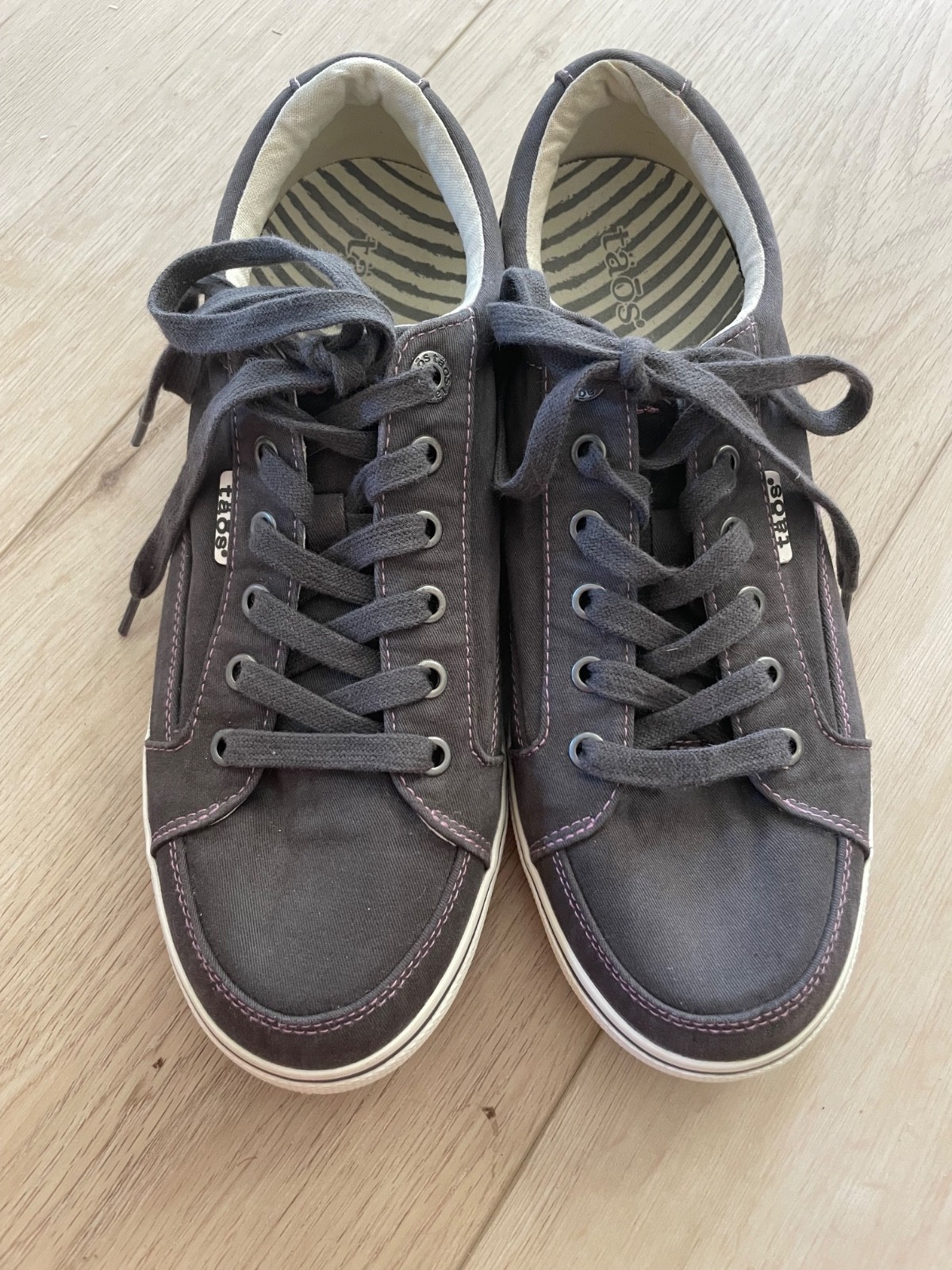 Tao MDC Star Size 10M dark grey, Lace Up Canvas Casual Shoes/sneakers, excellent