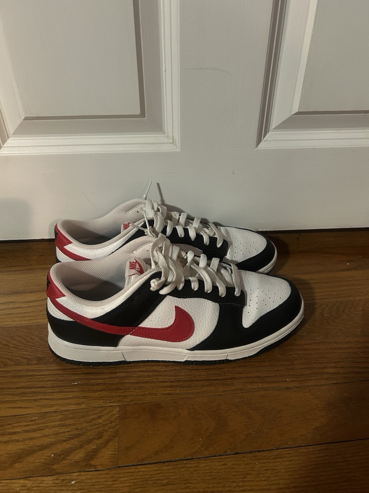 Men’s Nike Dunk Low Black White And Red Size 9.5. Excellent Condition Worn Twice