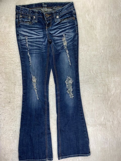 ZCO Size 29×31.5 (Measured) Womens Jeans Dark Wash Stretch Bootcut Distressed