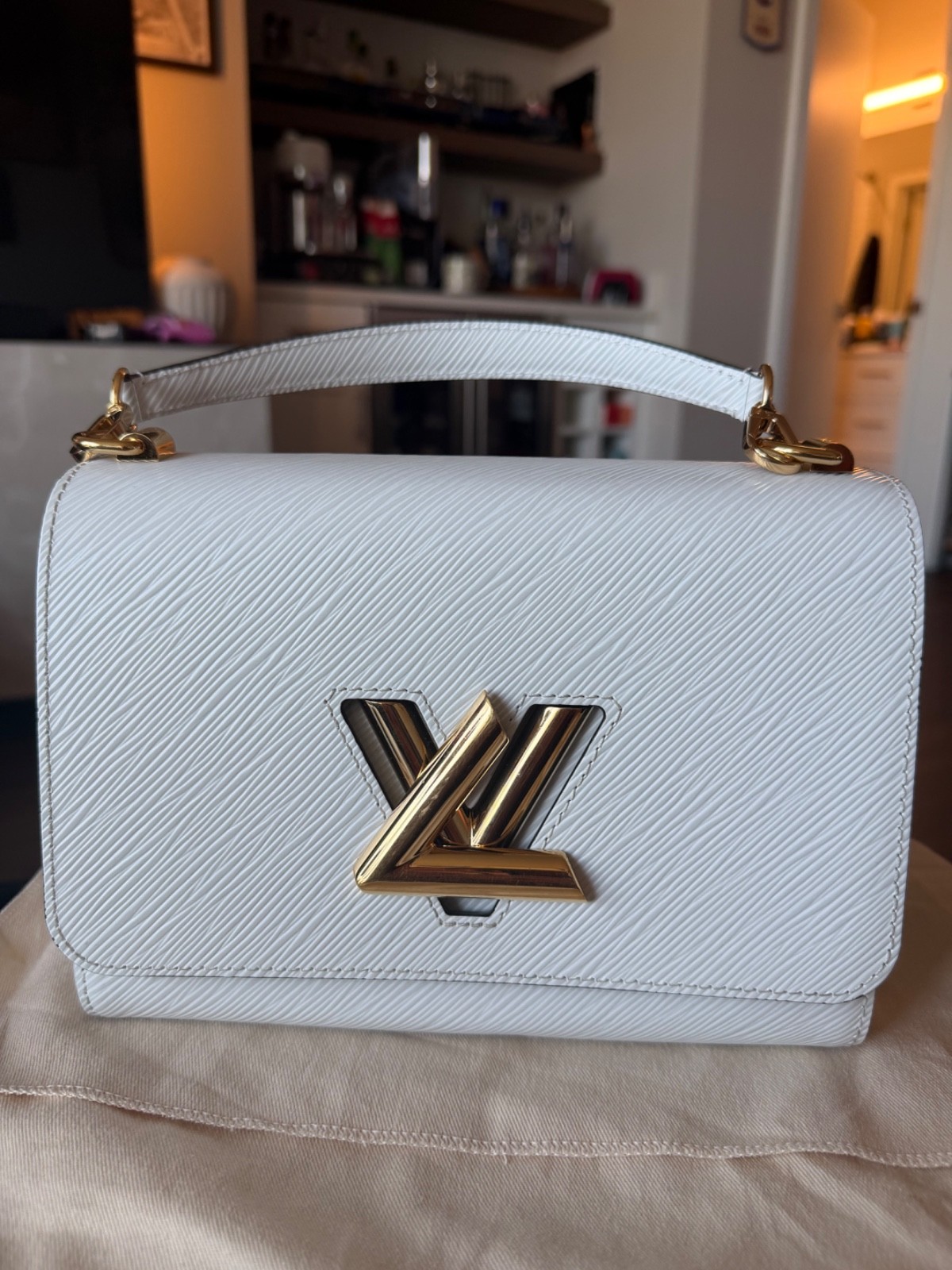 Louis Vuitton Twist MM White Épi Leather, gold hardware, epi leather hand