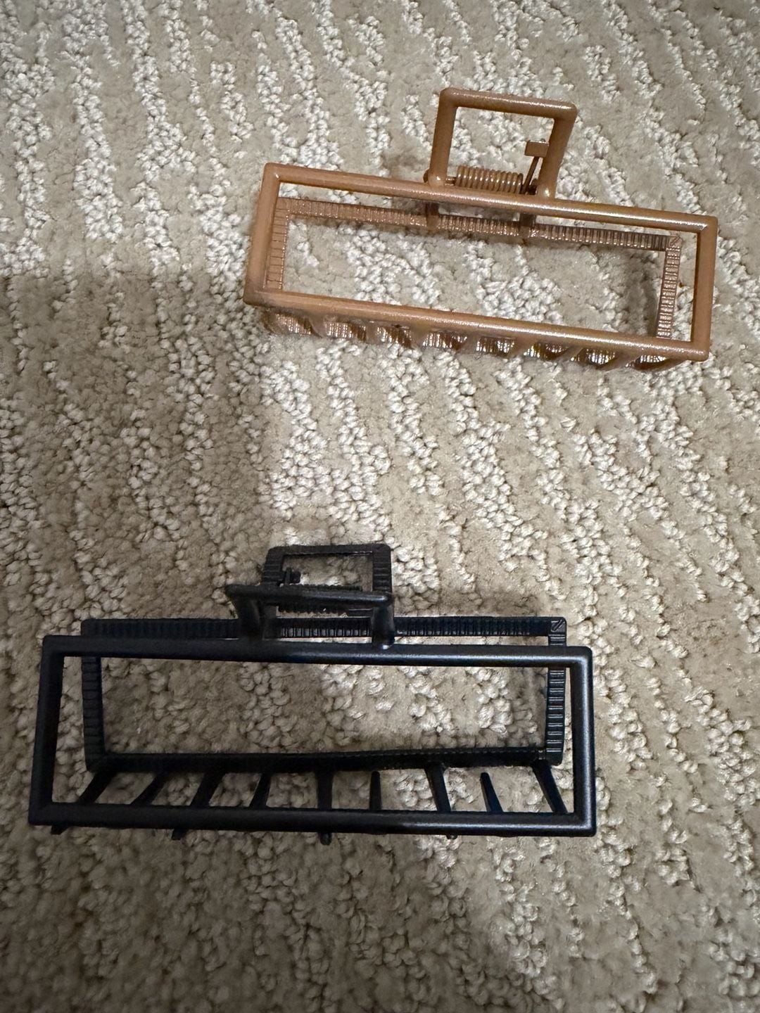 Hair Clips 1PCS Rectangular Metal Hair Claw Clips Black and Bronze